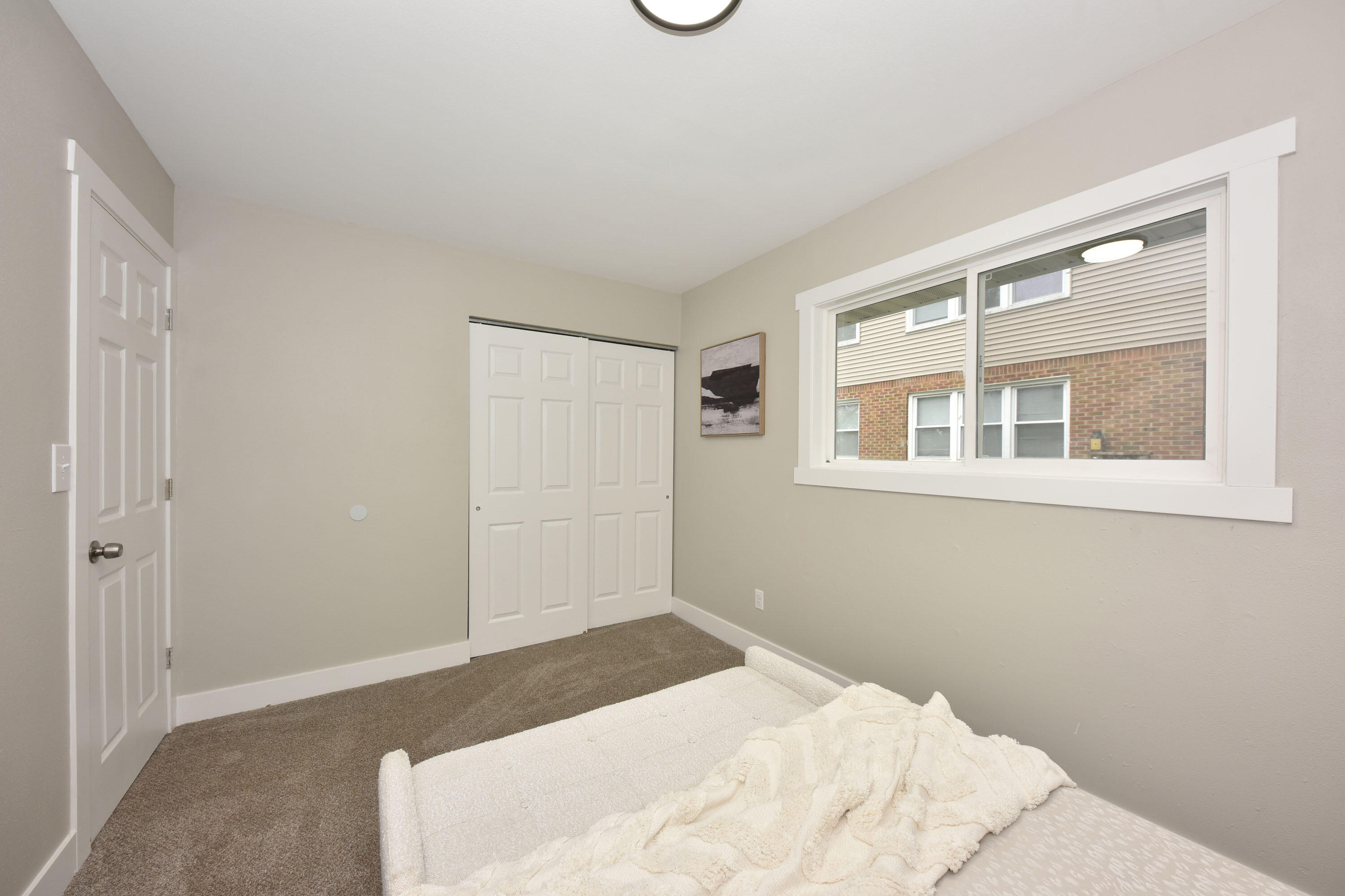 2427 N Humboldt Blvd