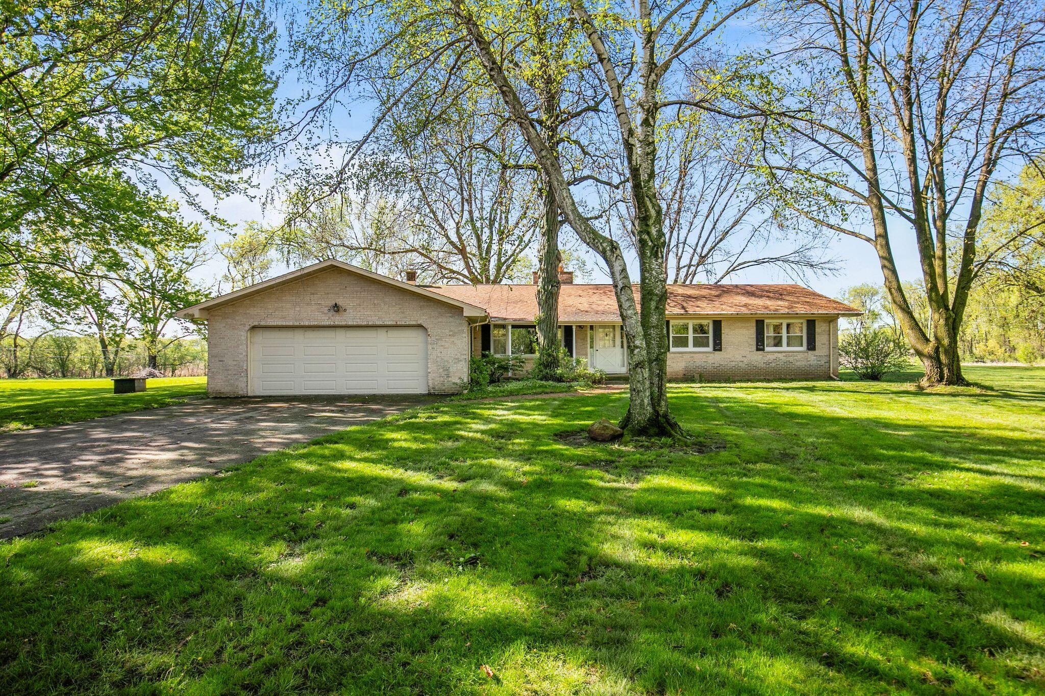 W849 Lakeside Dr