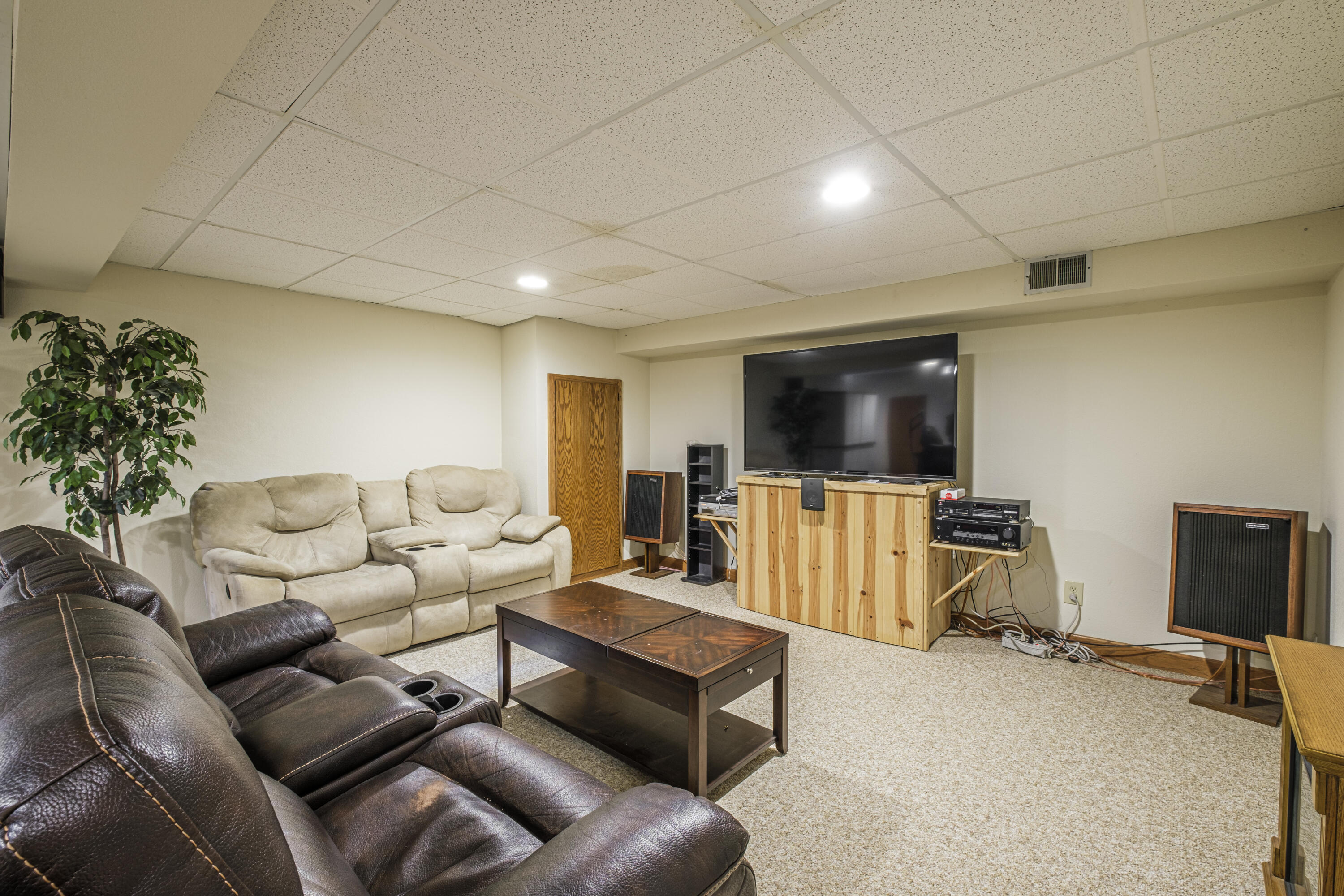 W141N4857 Golden Fields Ct