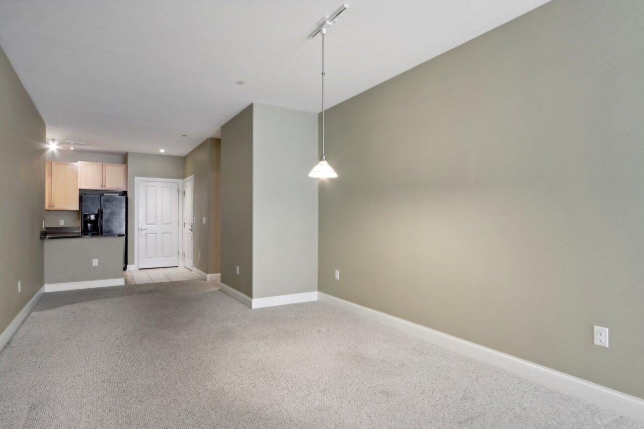 1915 N Water St 301