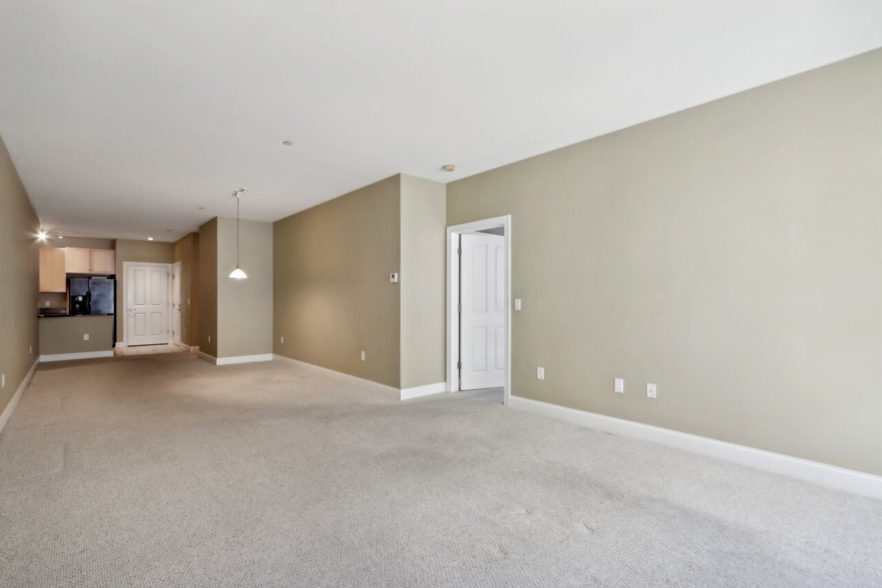 1915 N Water St 301