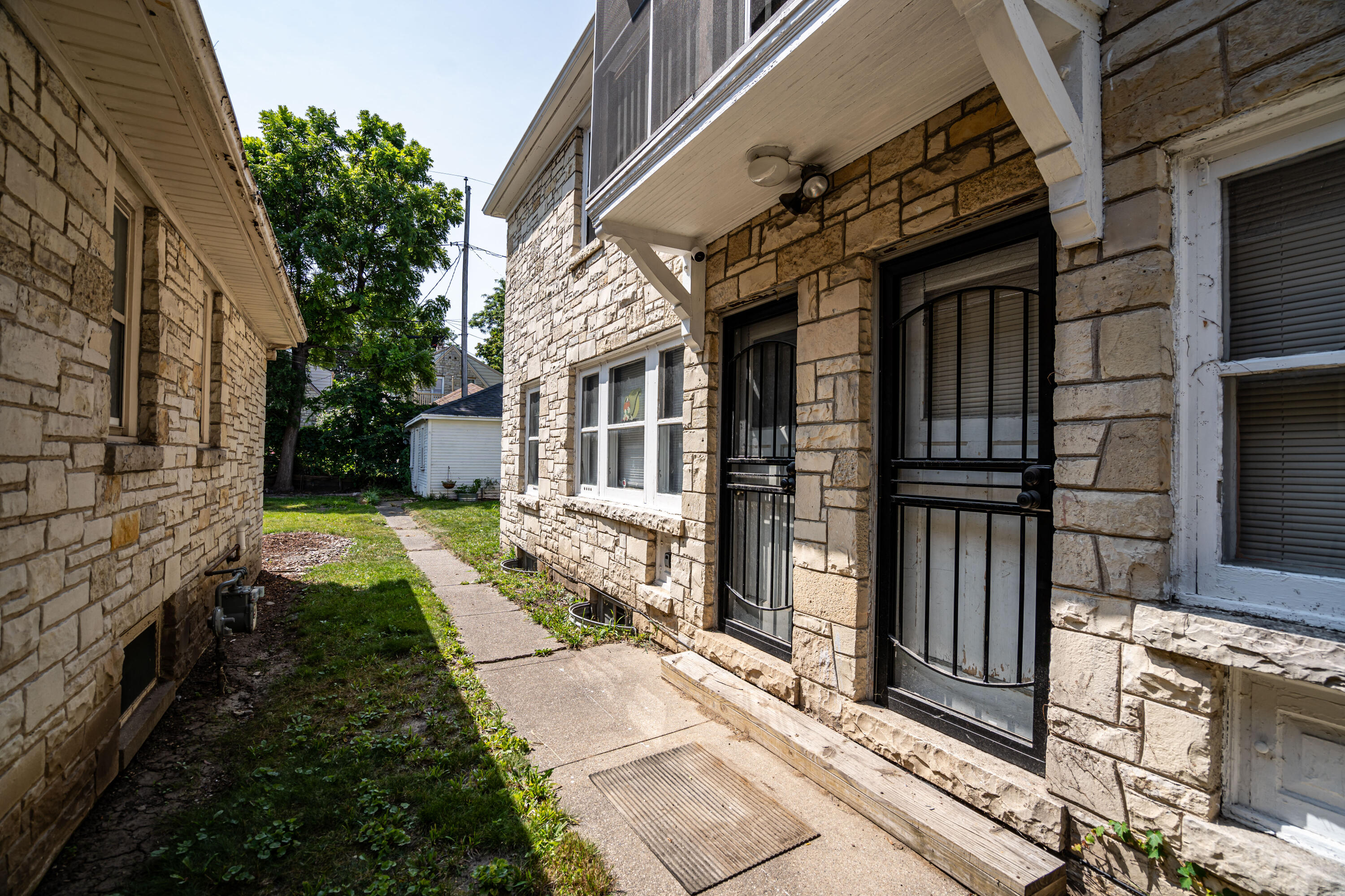 4707 W Keefe Ave