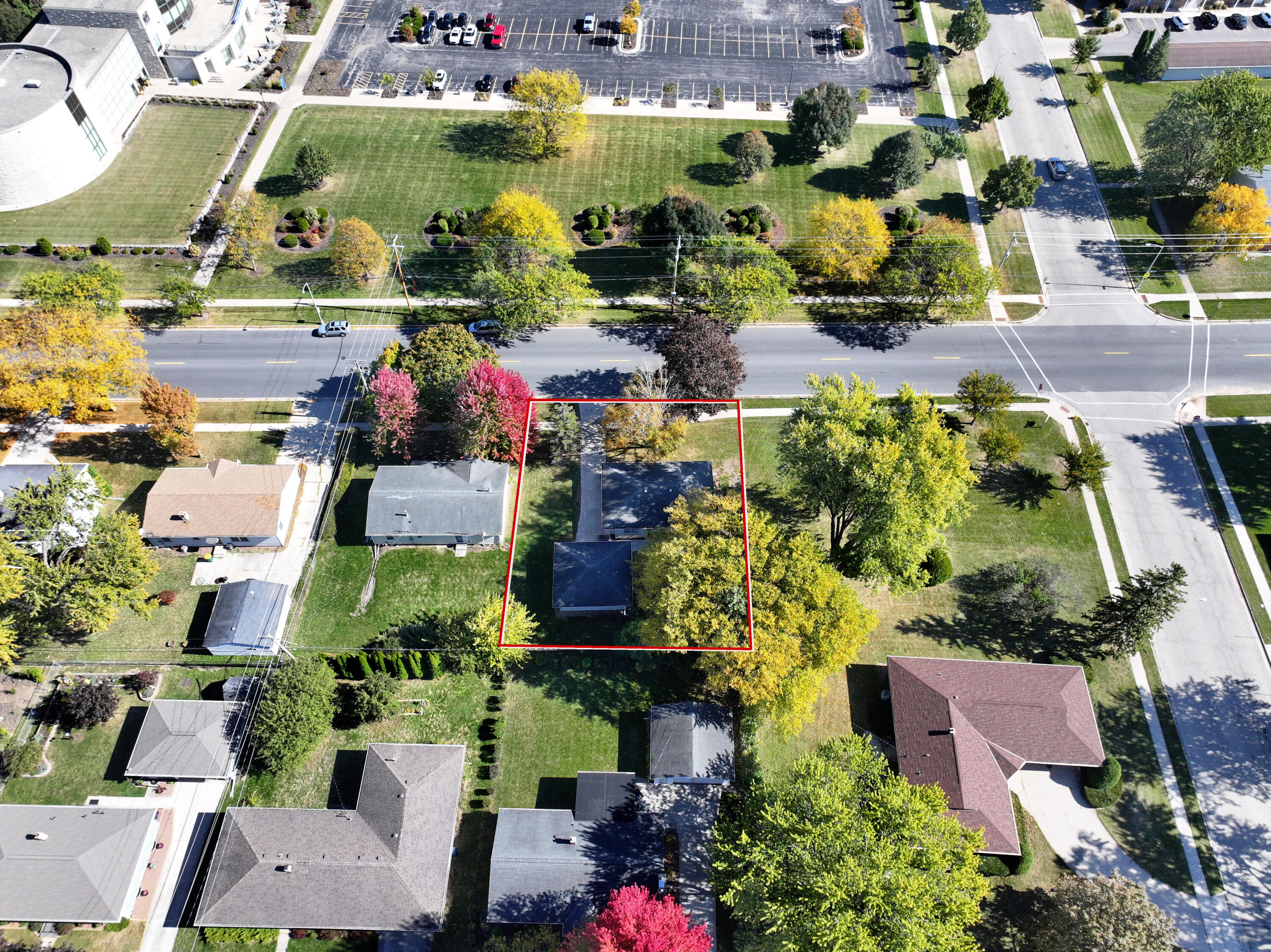 102 S National Ave