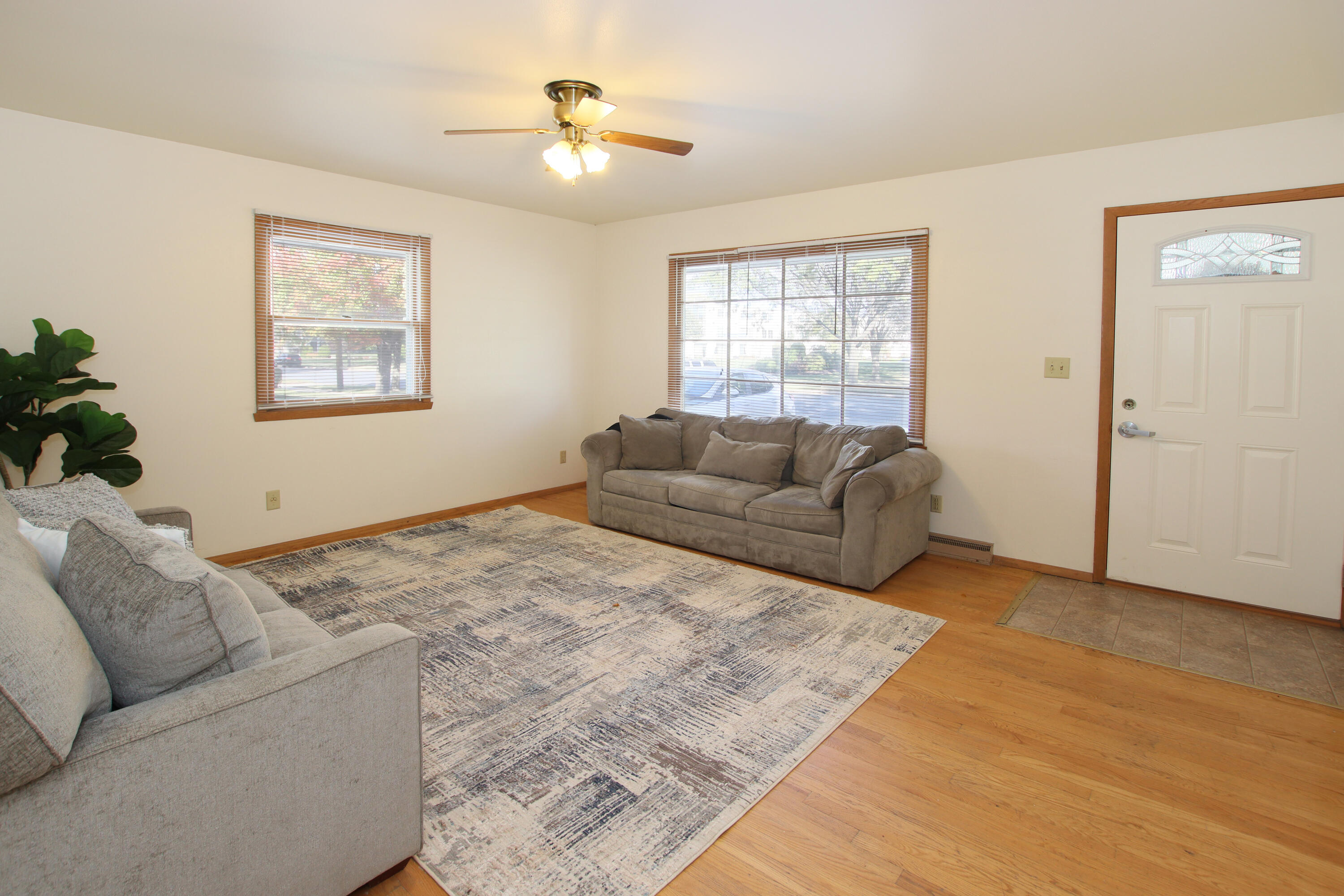 102 S National Ave