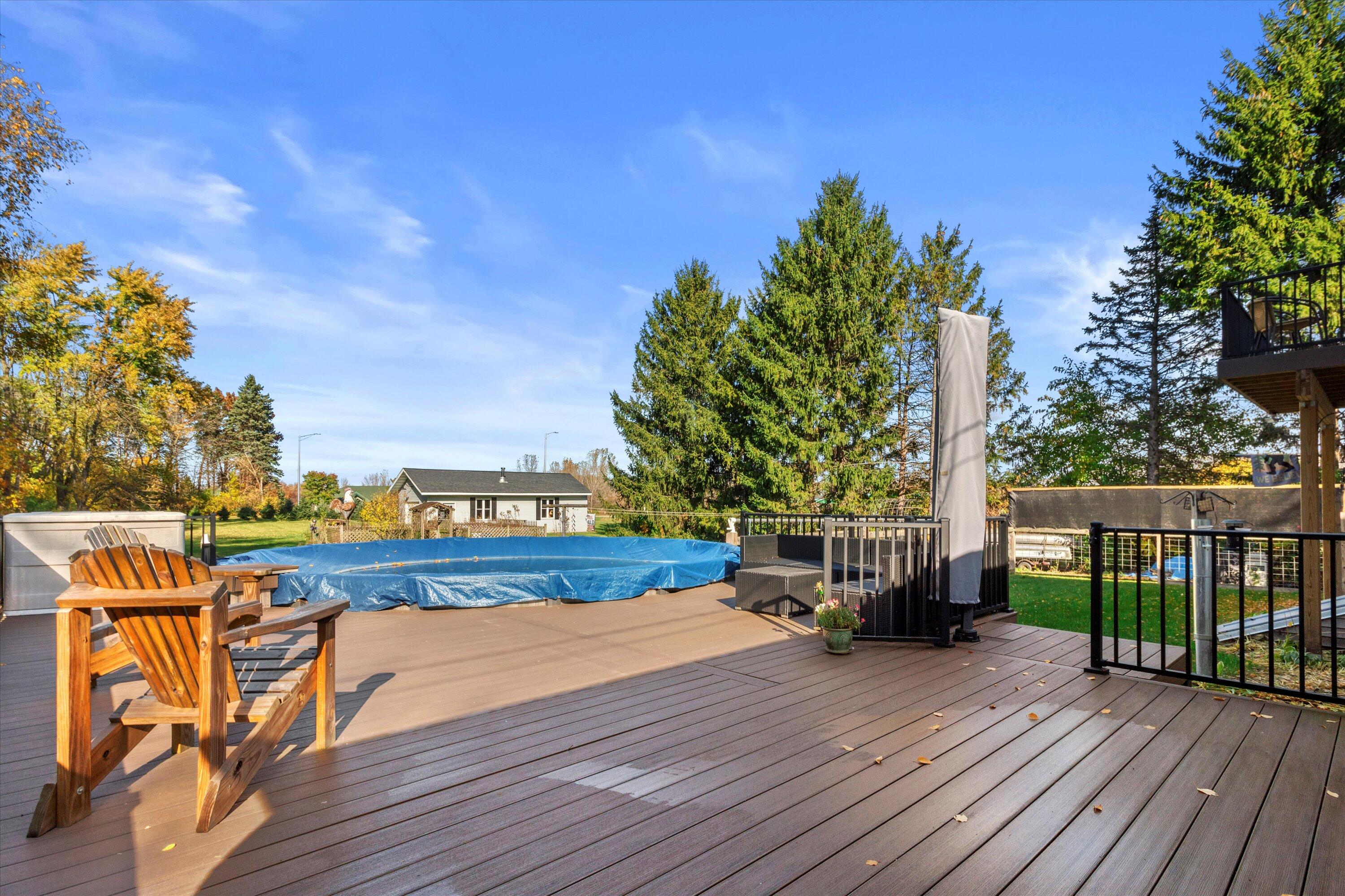 W1214 Glenview Ave