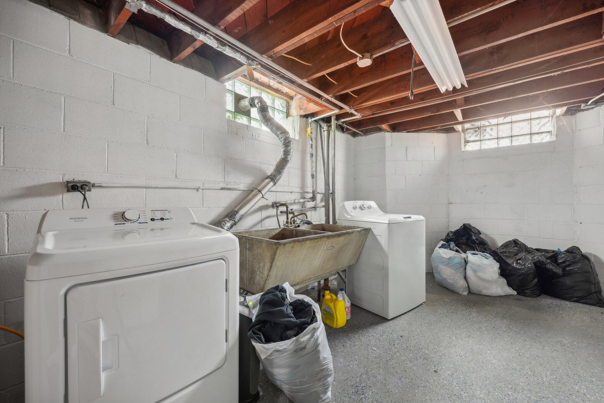 4943 N 24th Pl