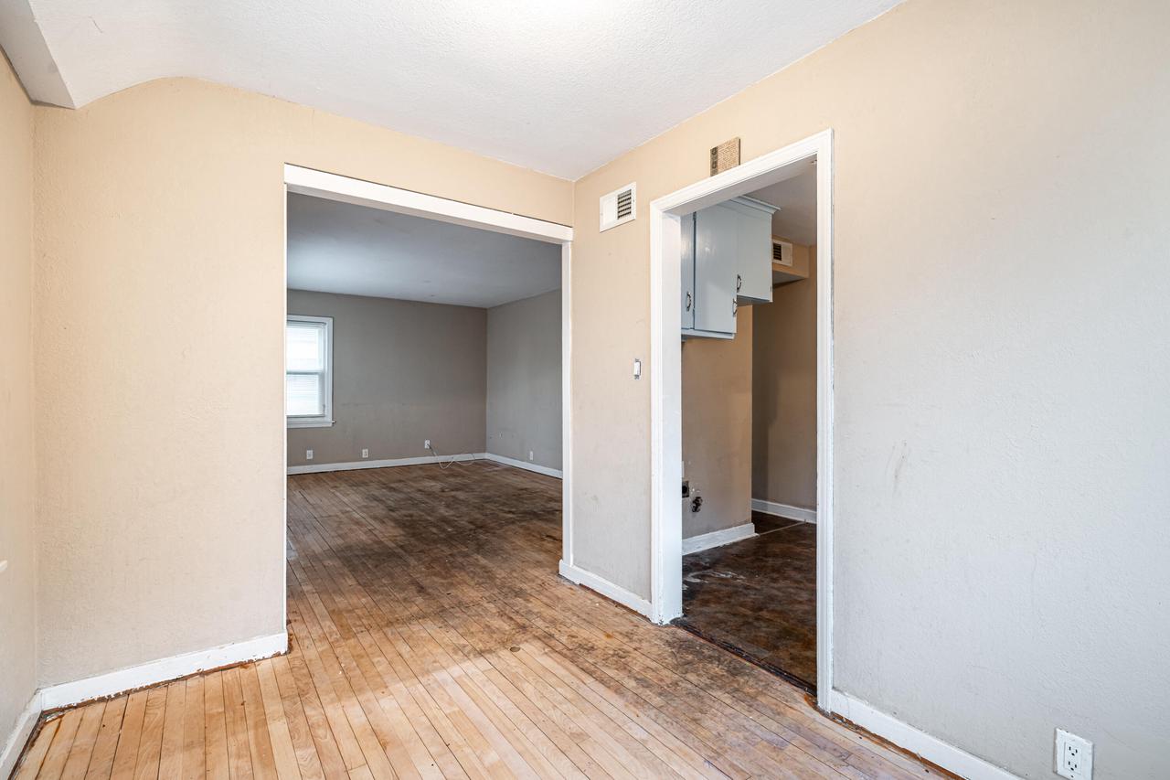 4464 North 38th STREET