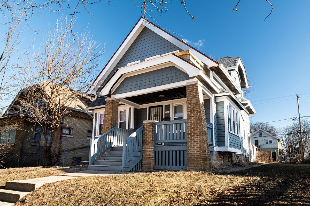 3260 North 37th STREET