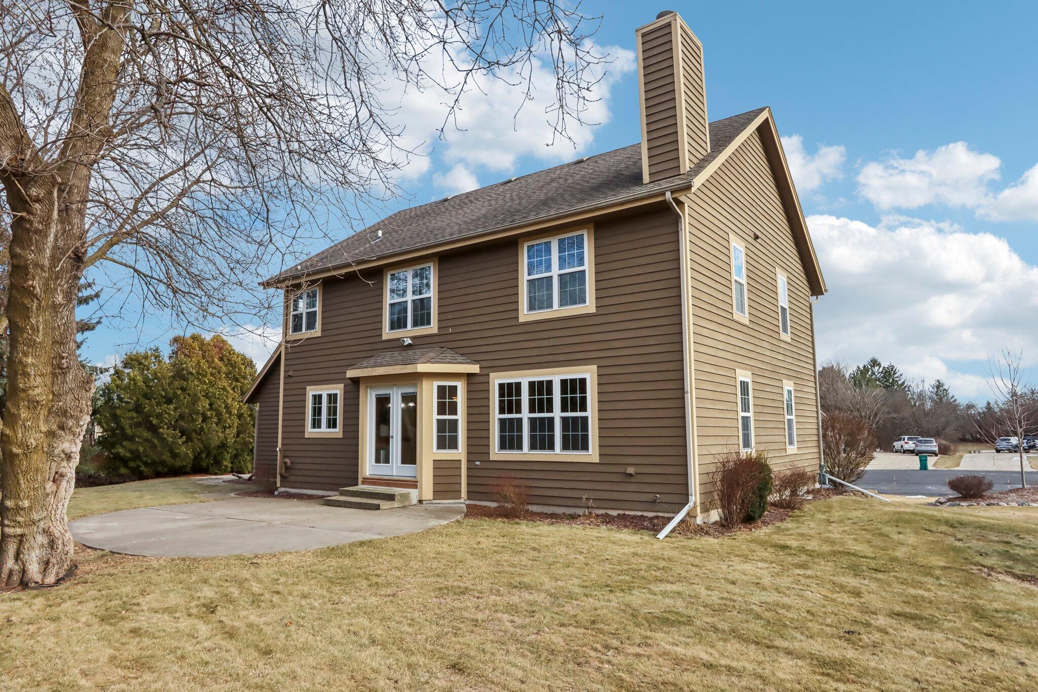W157N7437 Stonewood Cir
