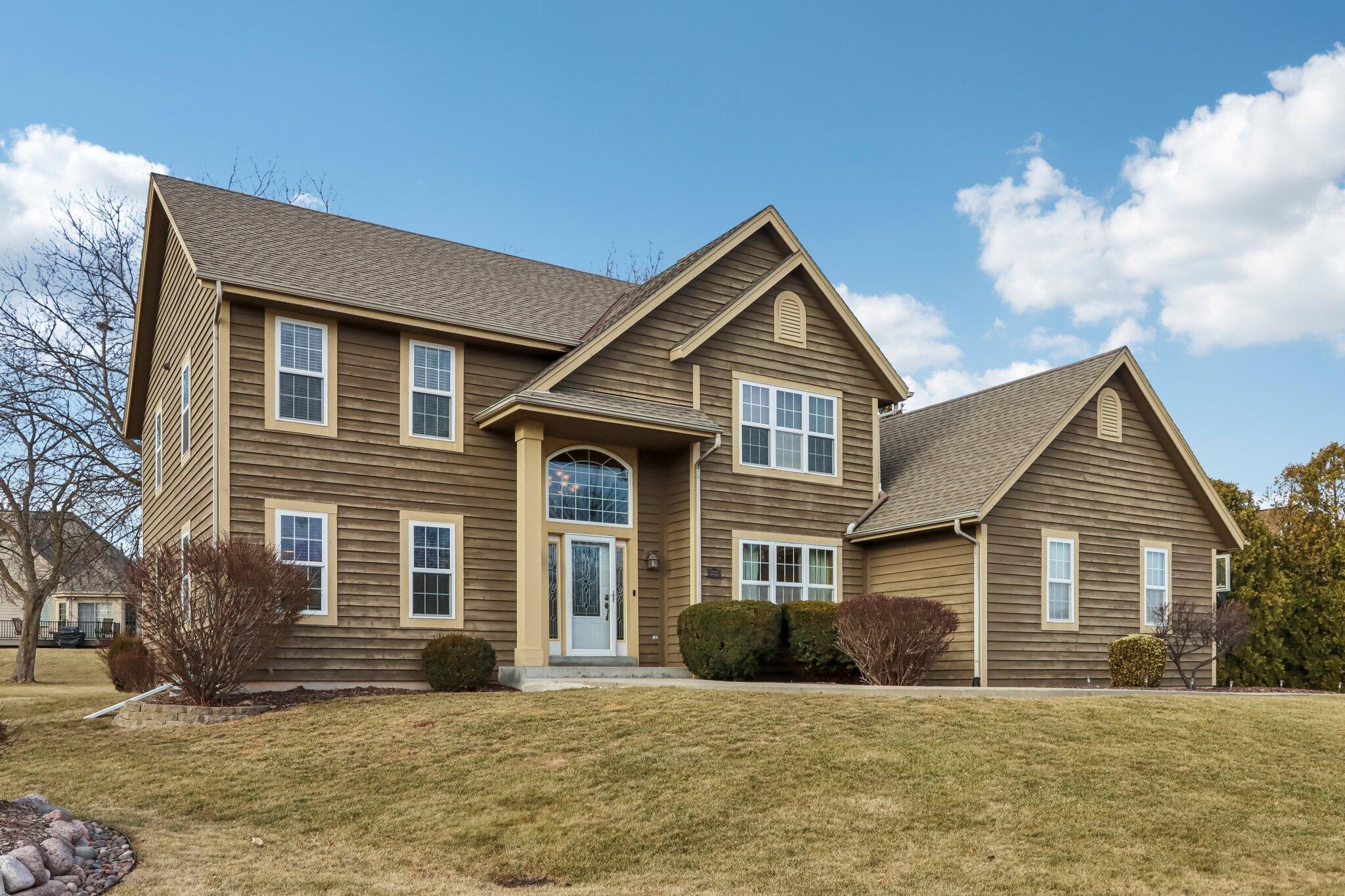 W157N7437 Stonewood Cir