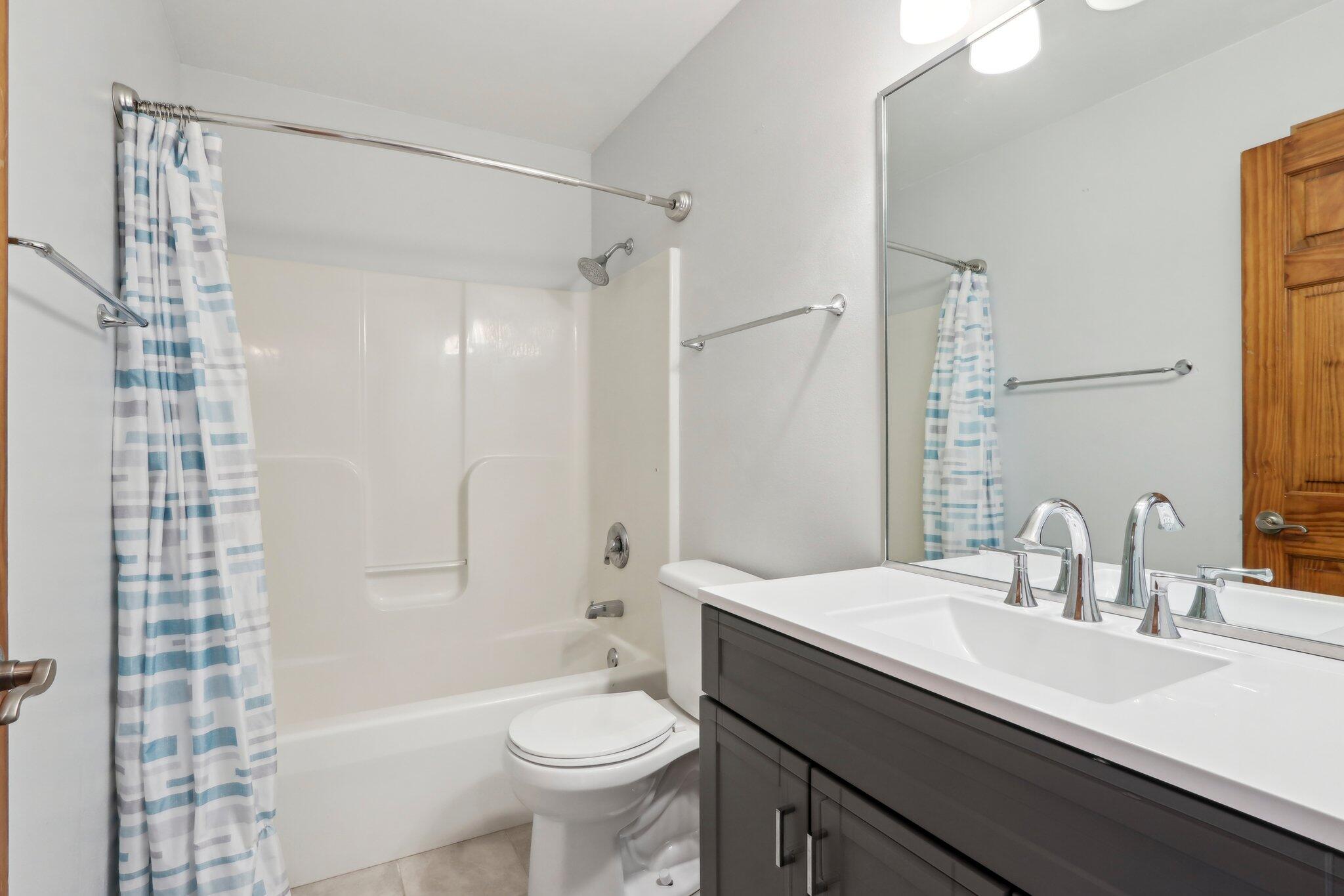 W157N7437 Stonewood Cir