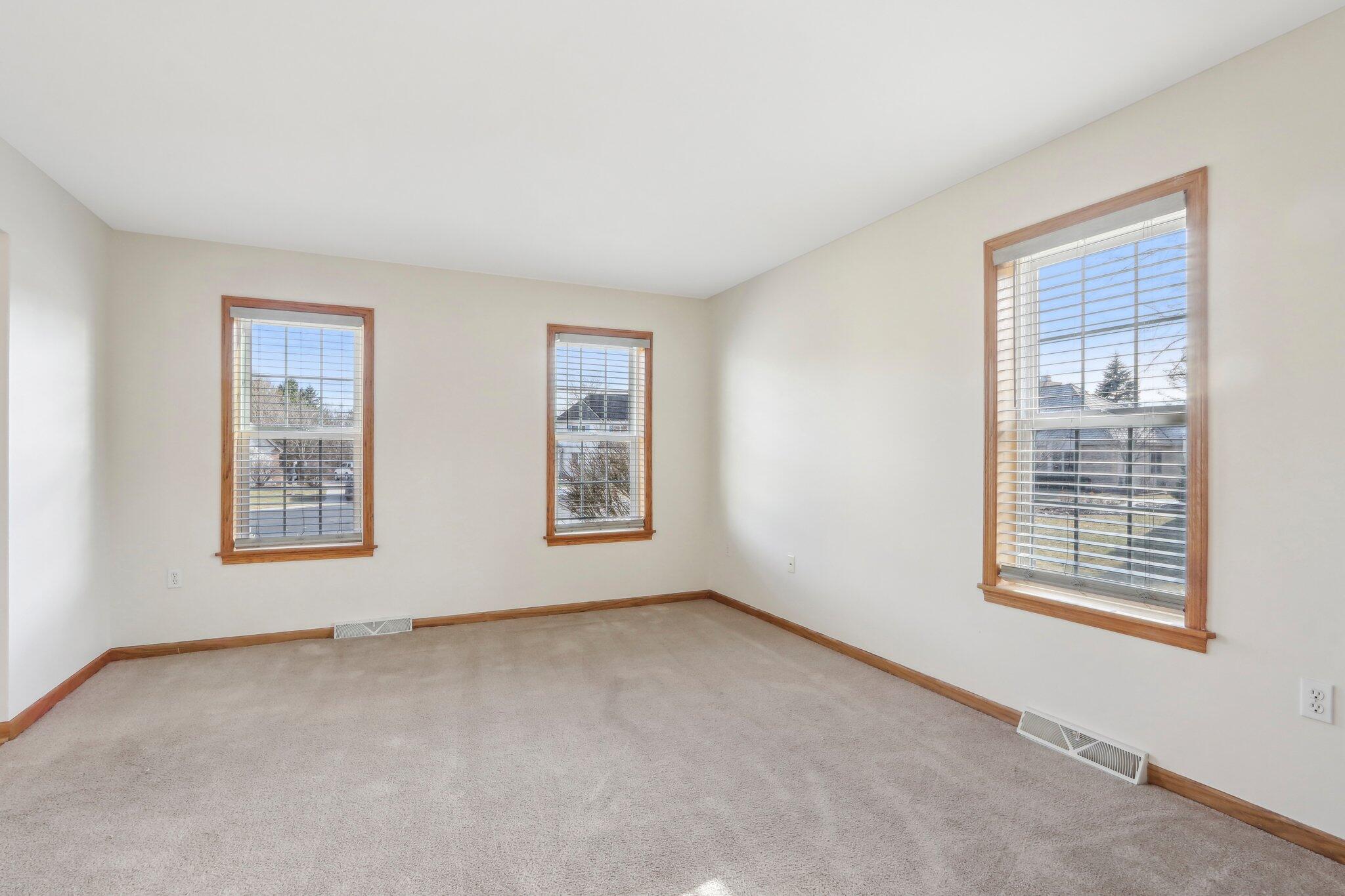 W157N7437 Stonewood Cir