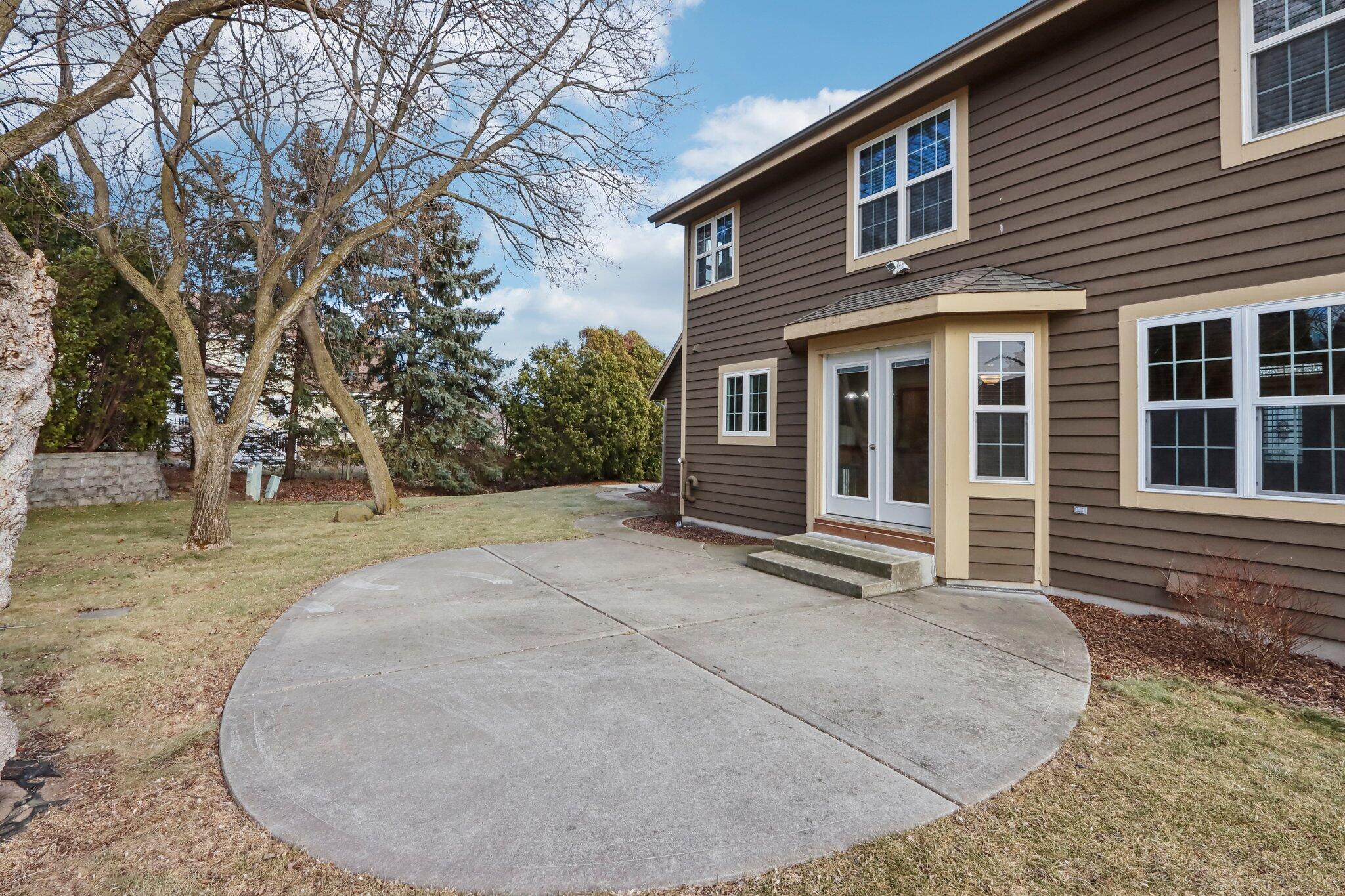 W157N7437 Stonewood Cir