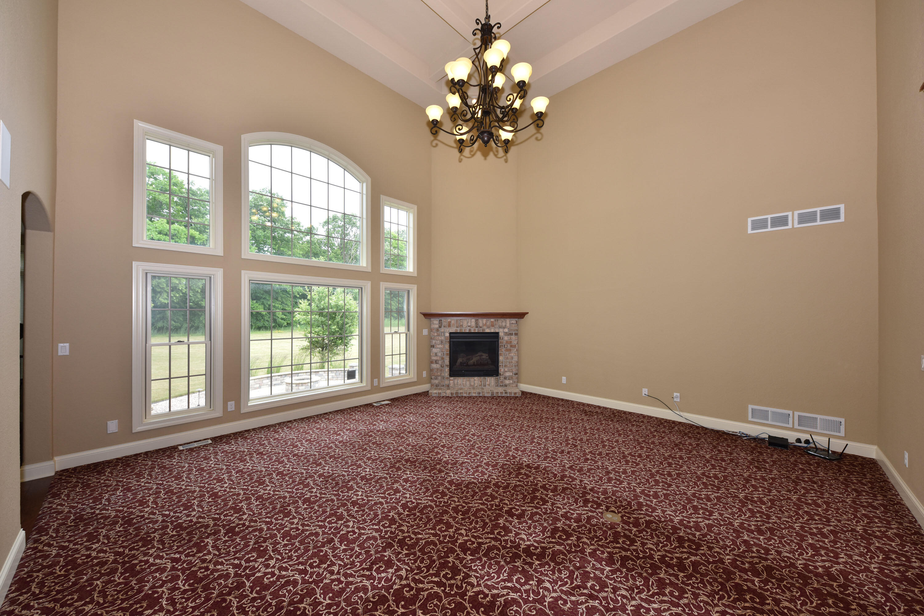 2172 W Saddlebrook Ln