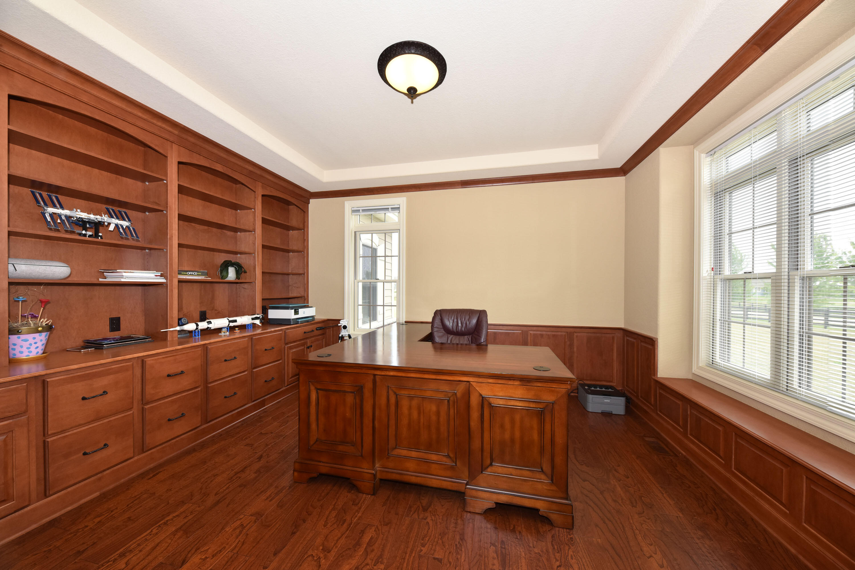 2172 W Saddlebrook Ln