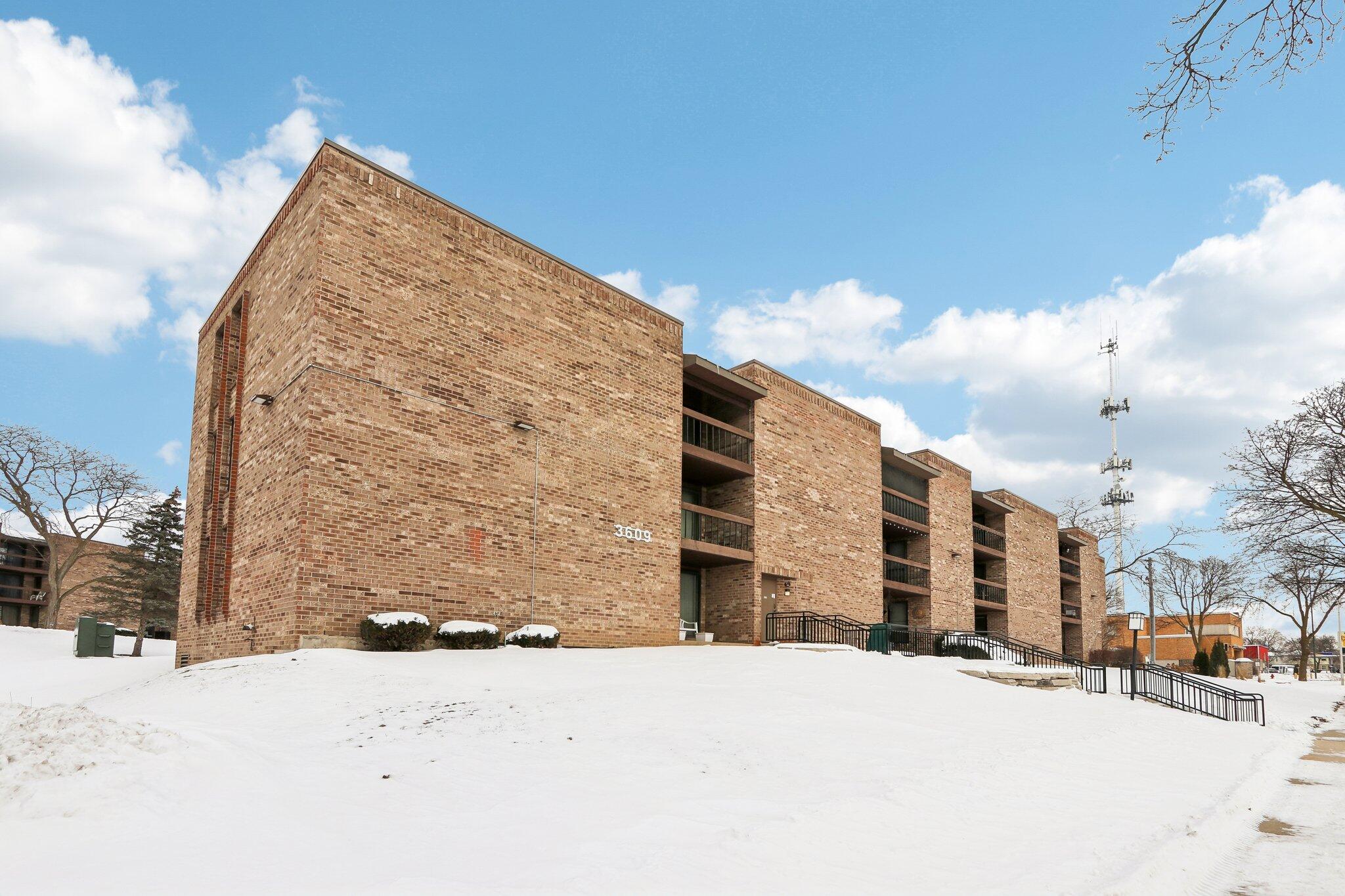 3609 N Tucker Pl