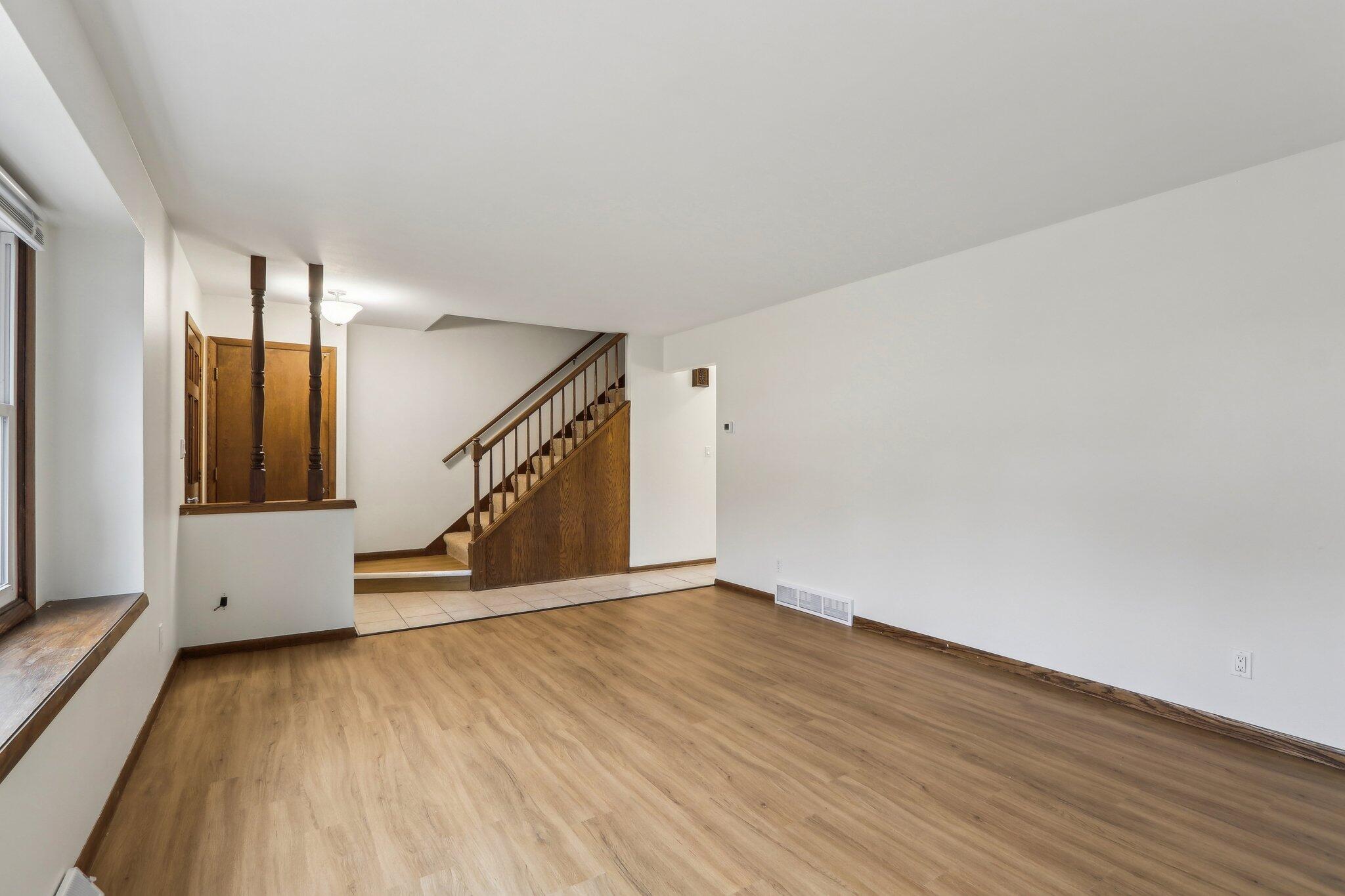 1682 Highland Dr