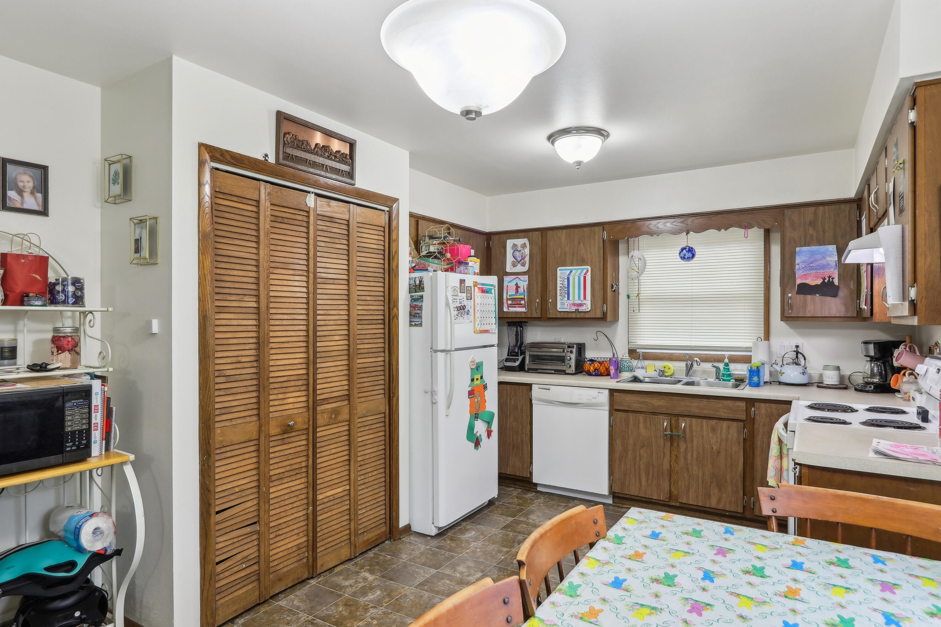 1682 Highland Dr