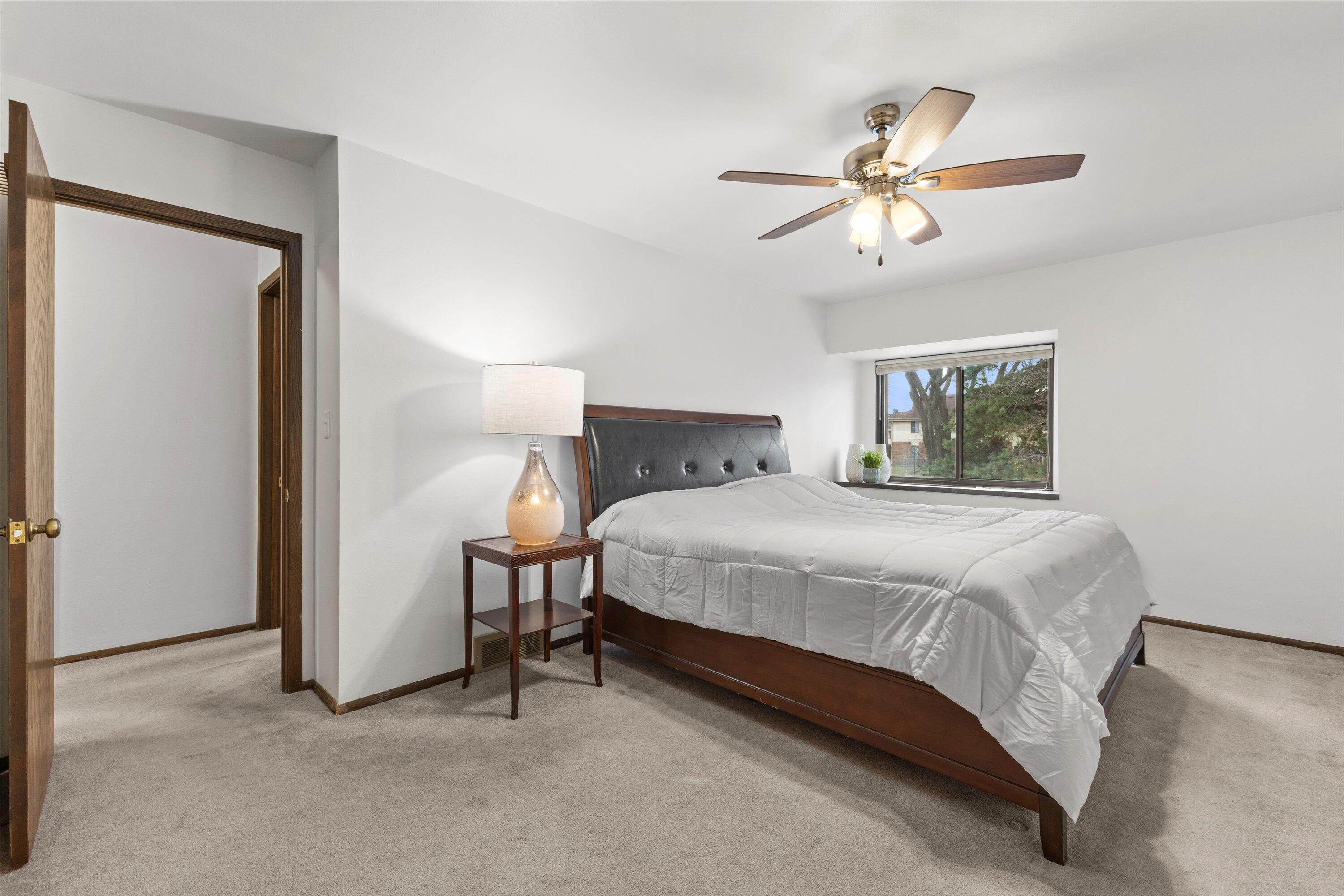 8576 N Servite Dr