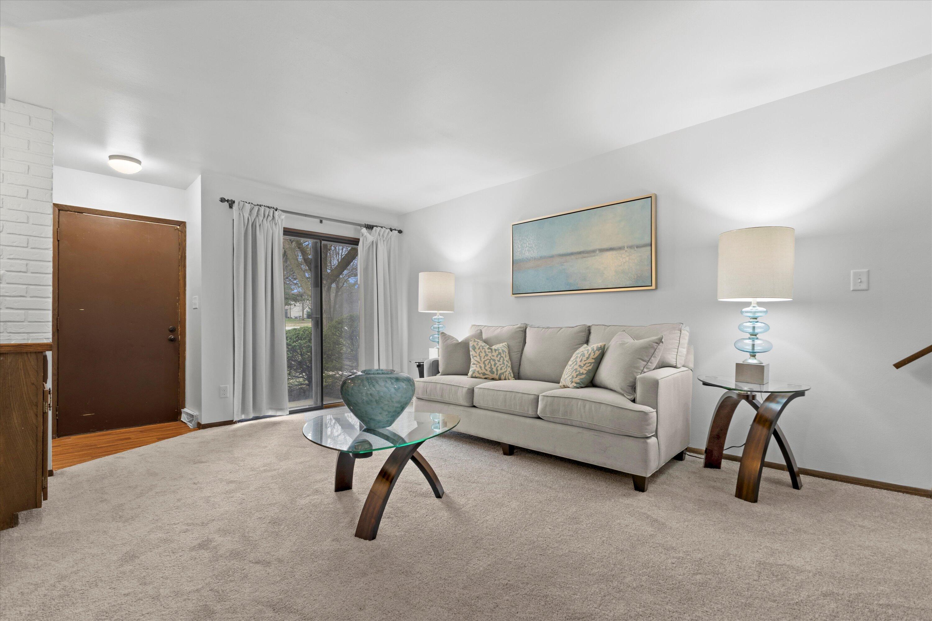 8576 N Servite Dr