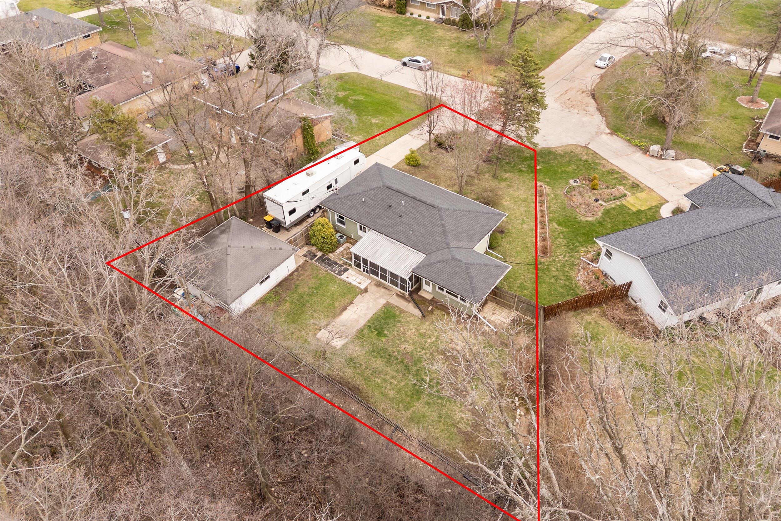 4990 W Wabash Ave