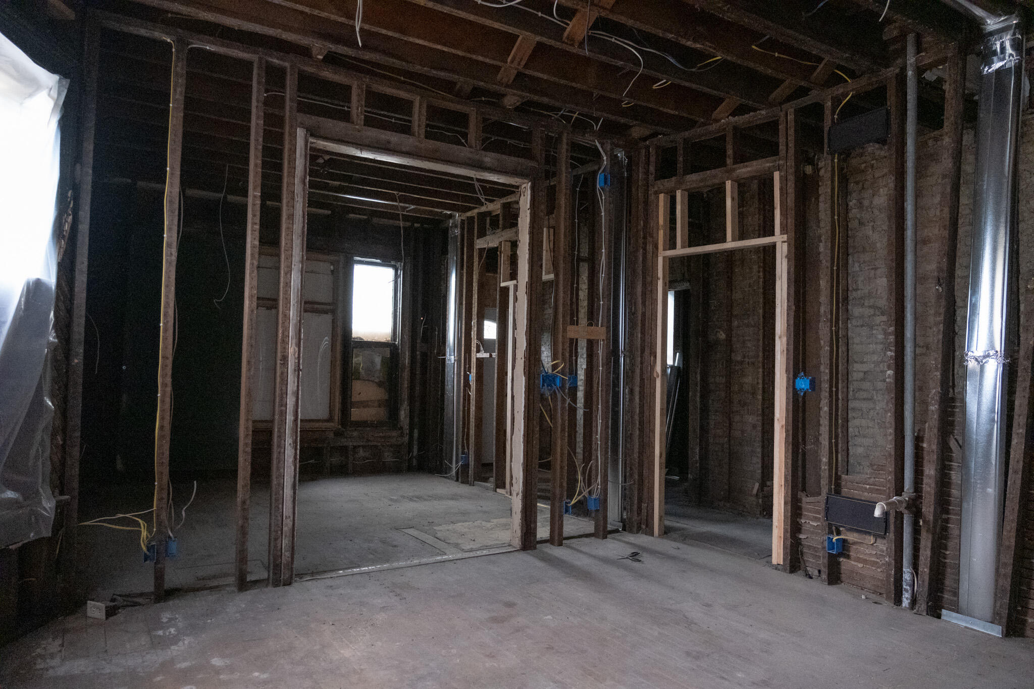 2415 W Kilbourn Ave