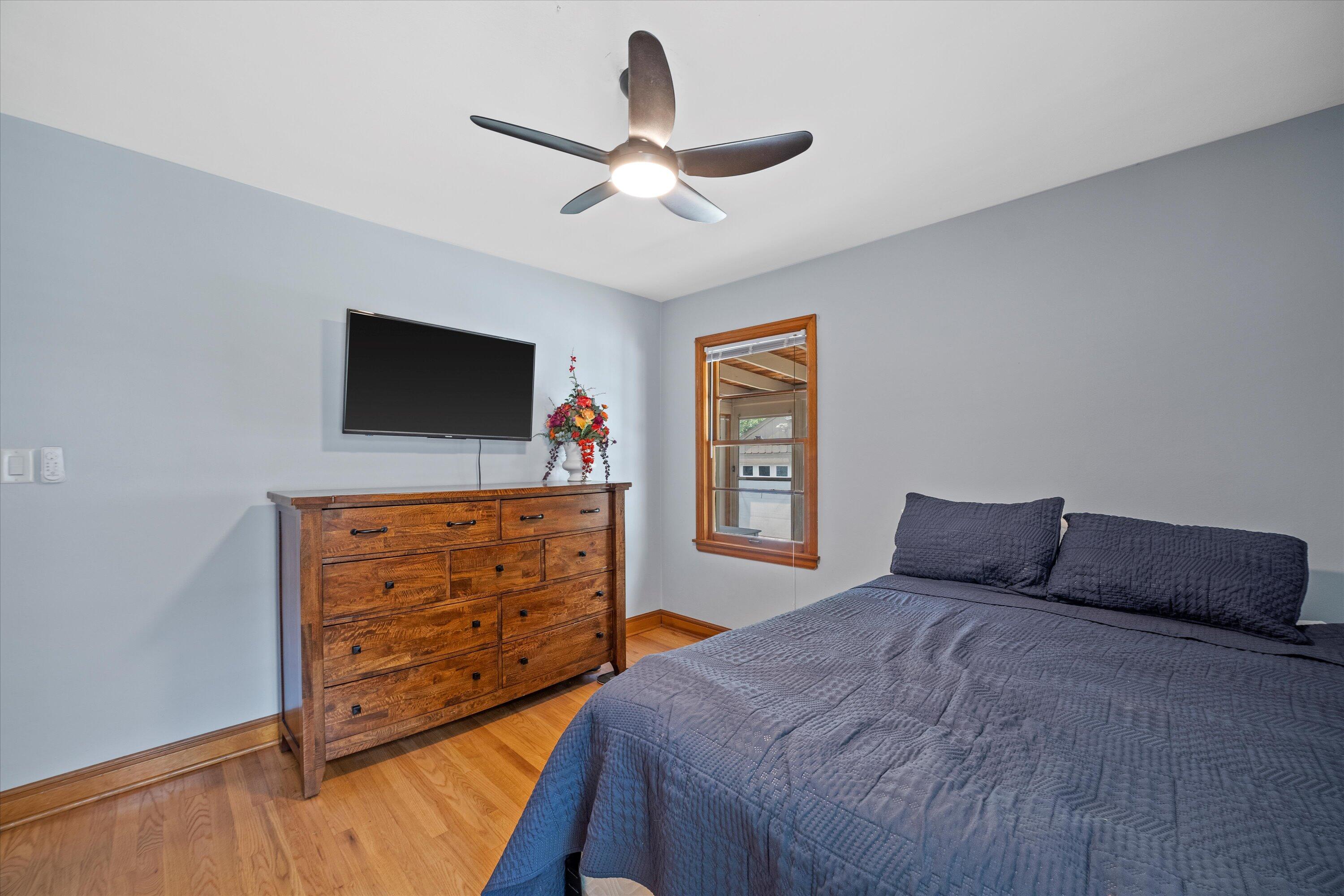 165 N 72nd St