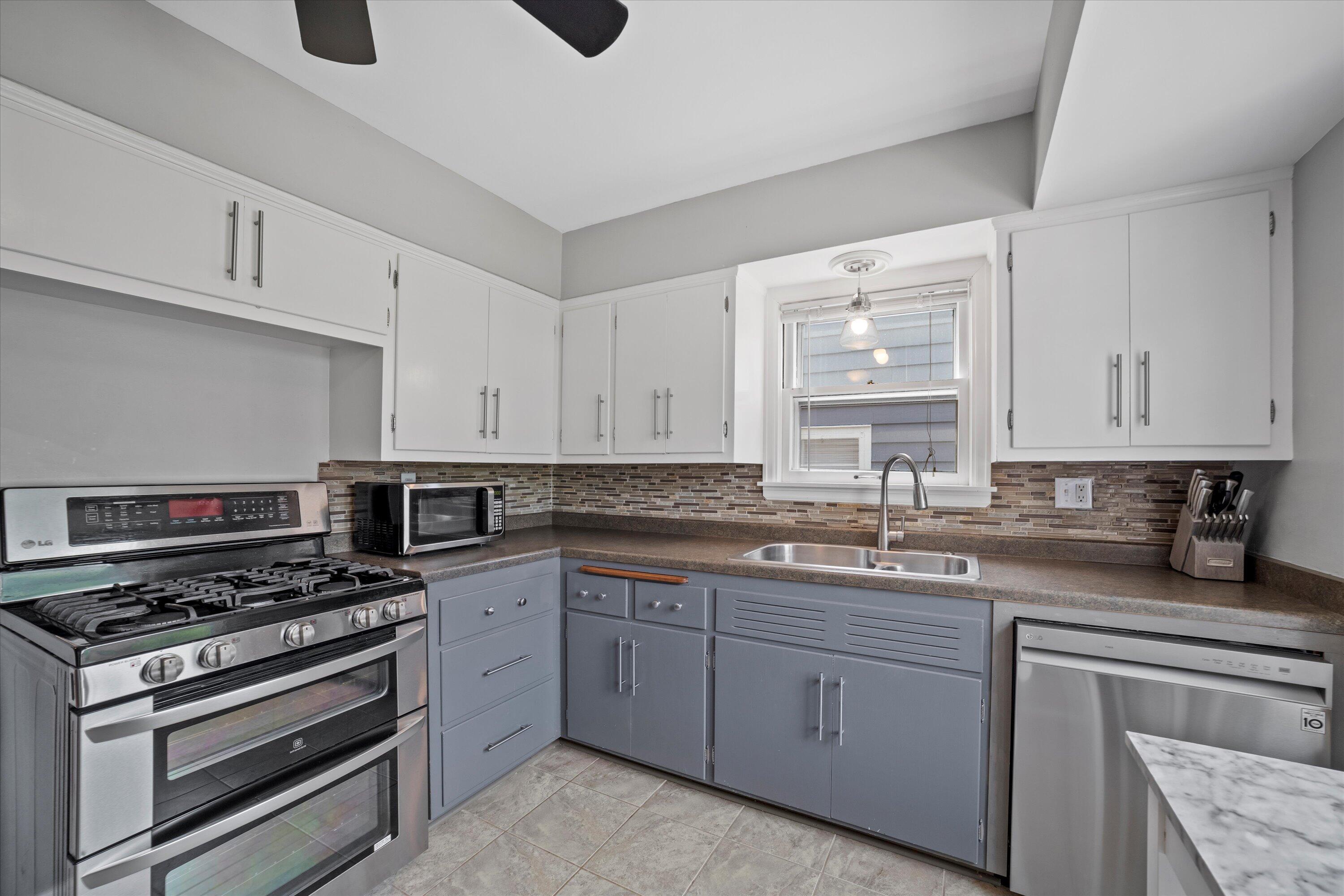 165 N 72nd St