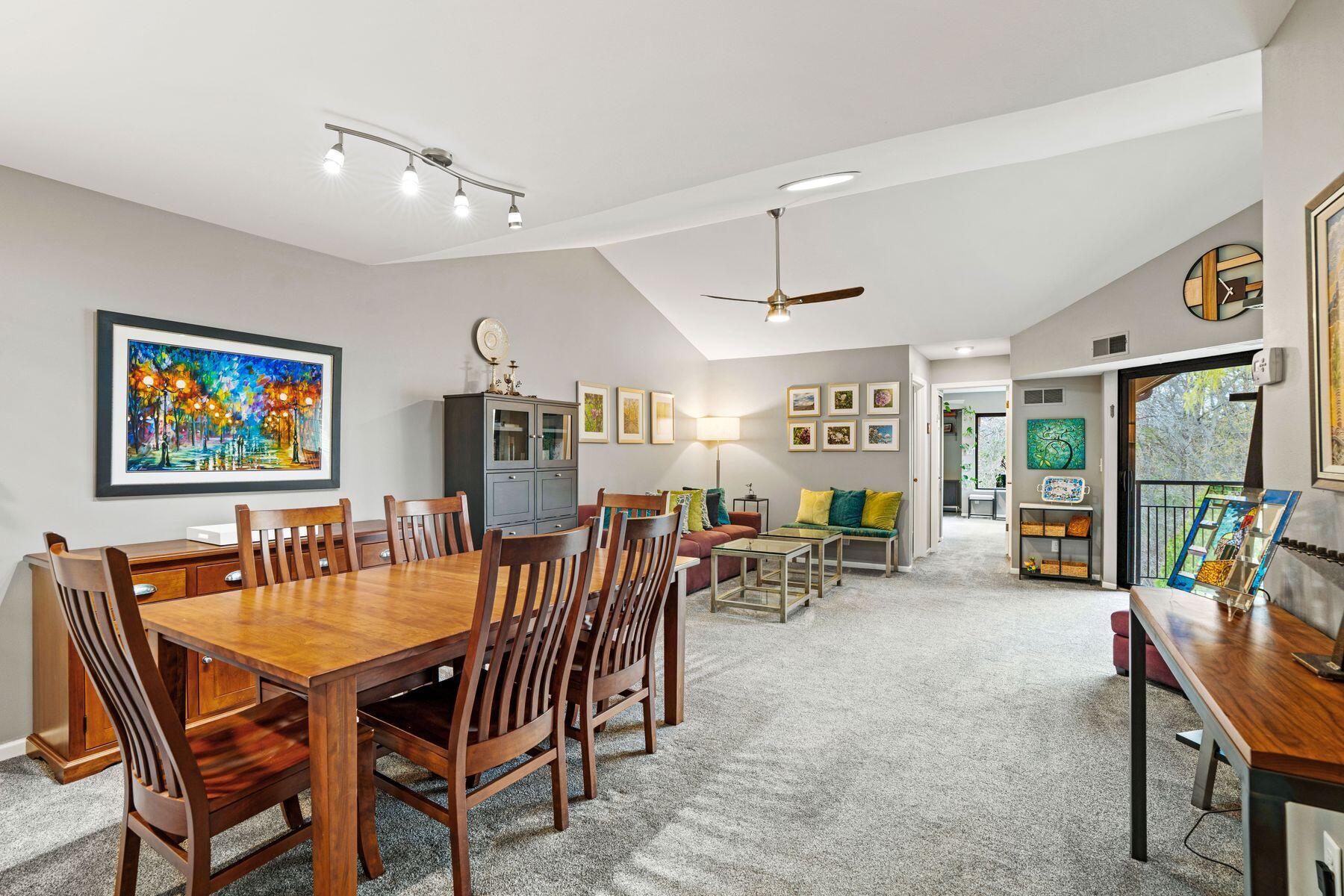 1600 W Green Tree Rd Unit: A 322