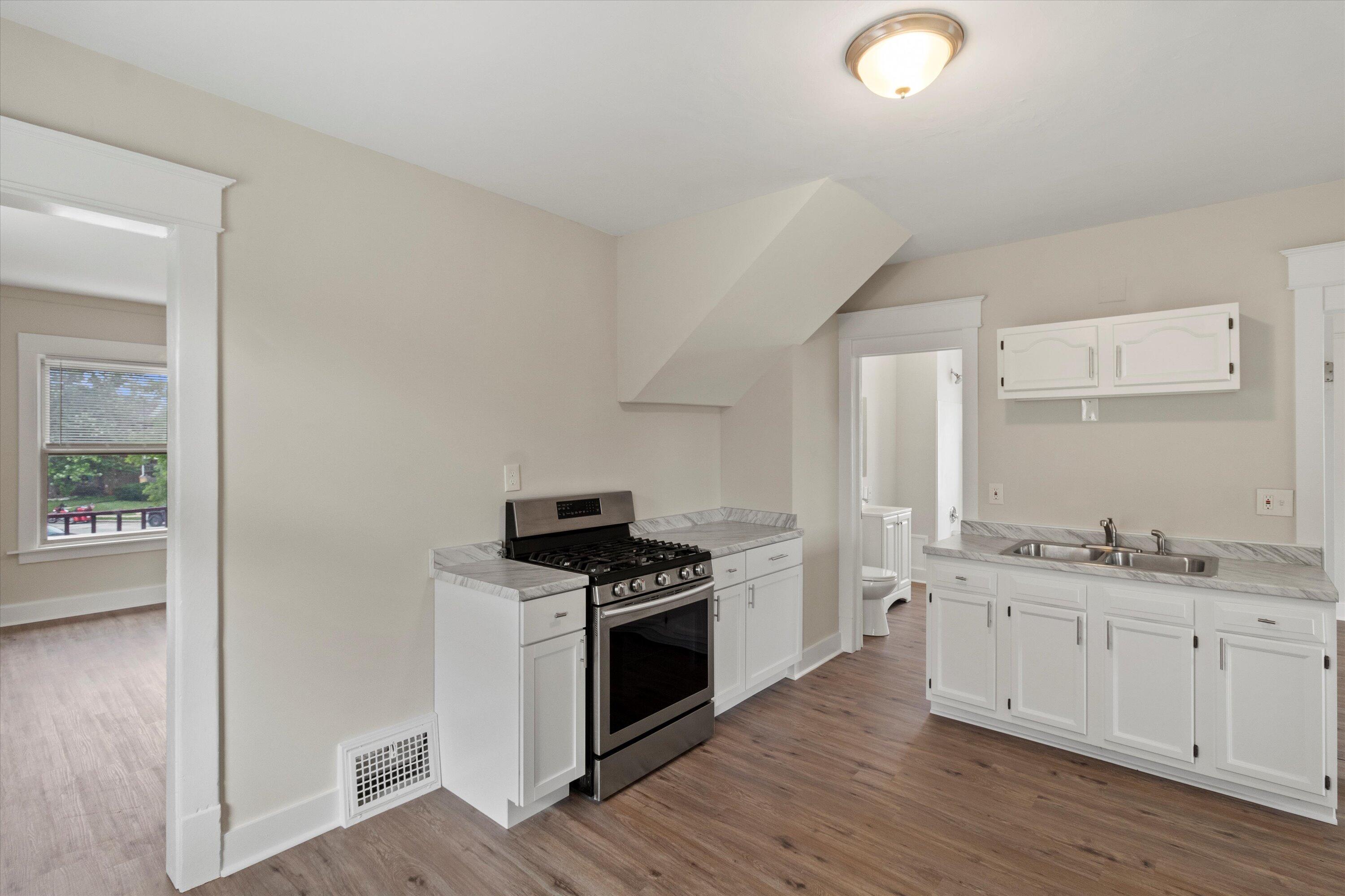 1816 S 57th St Unit: 1818