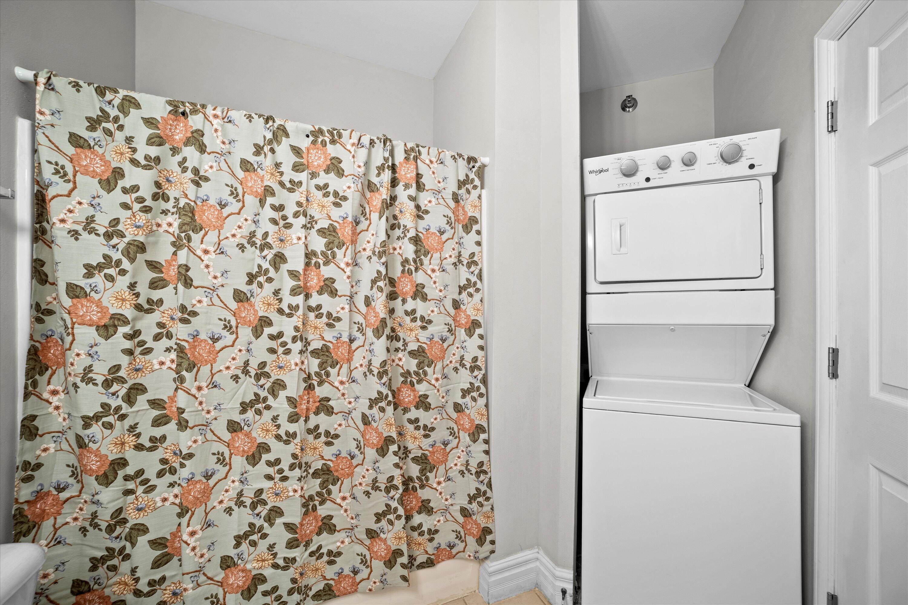 2121 S Kinnickinnic Ave Unit: 120