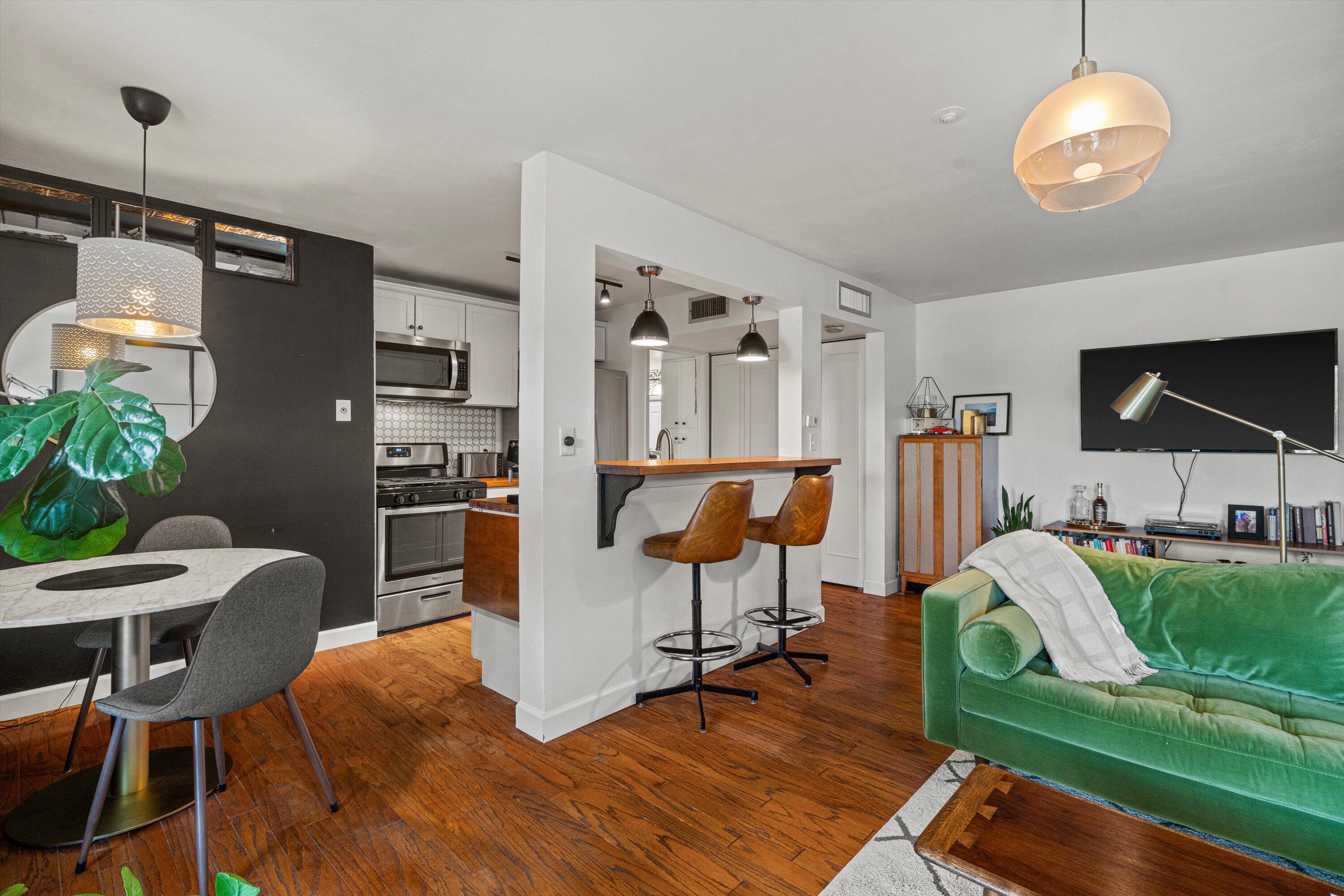 4000 W Rivers Edge Cir Unit: 11