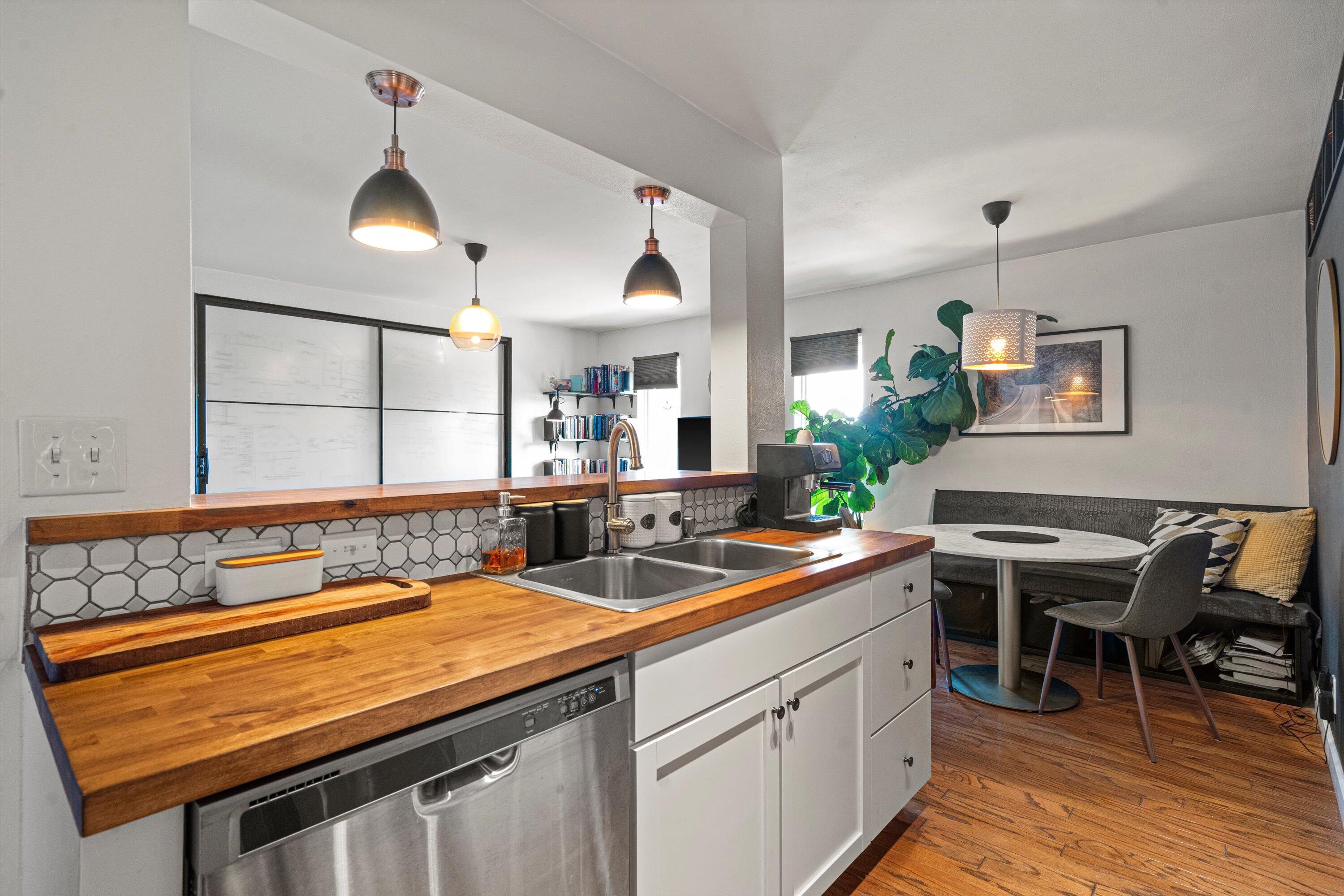 4000 W Rivers Edge Cir Unit: 11