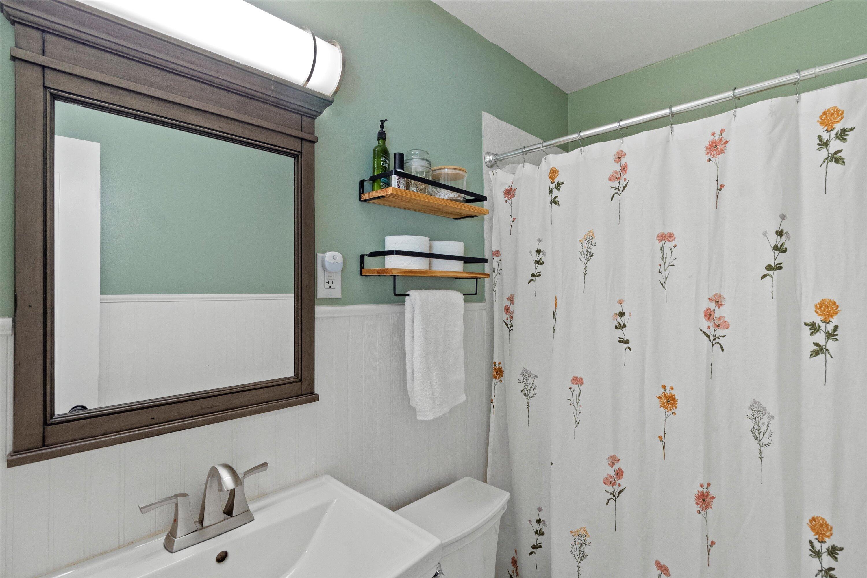 S82W13212 Acker Dr