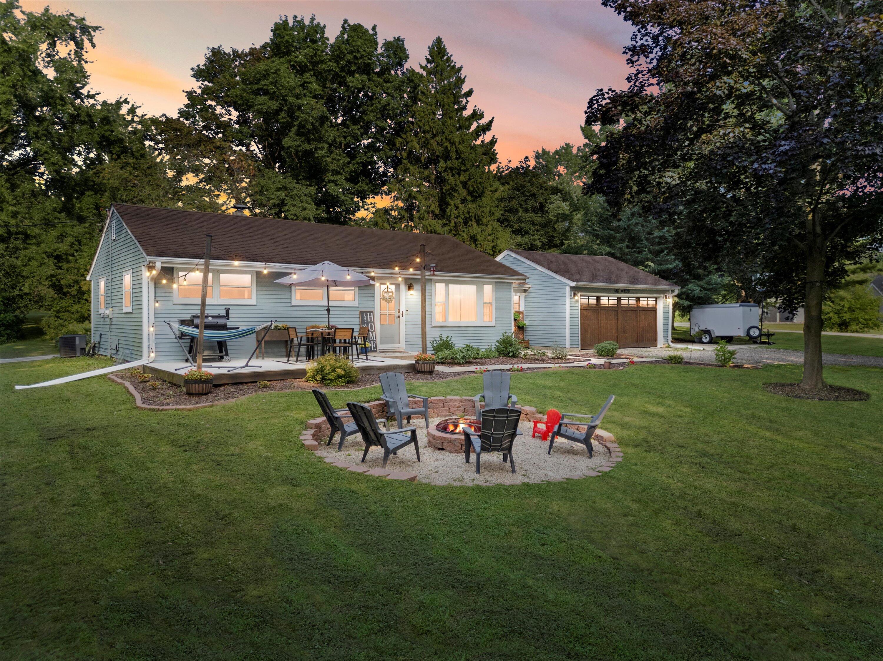 S82W13212 Acker Dr