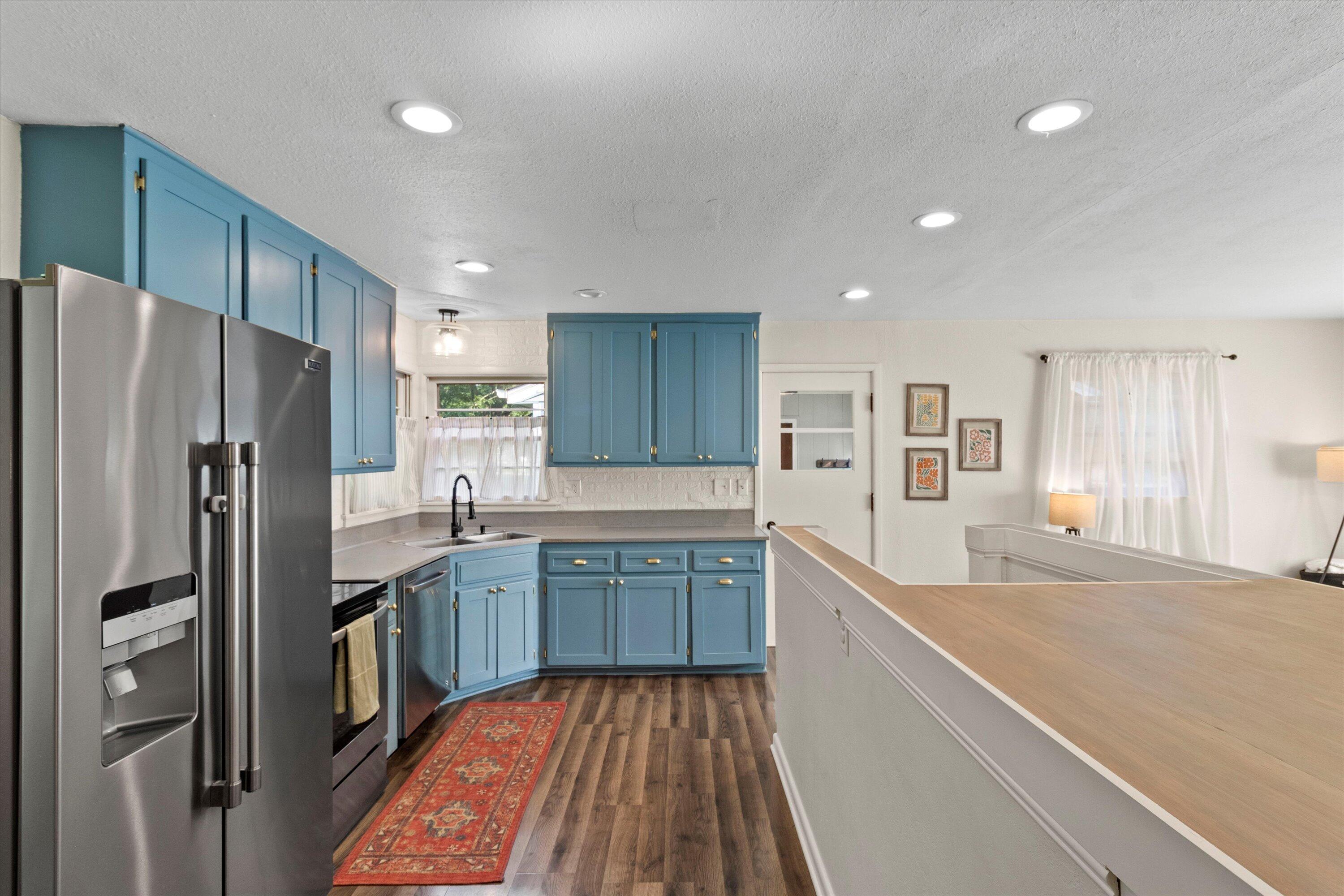 S82W13212 Acker Dr