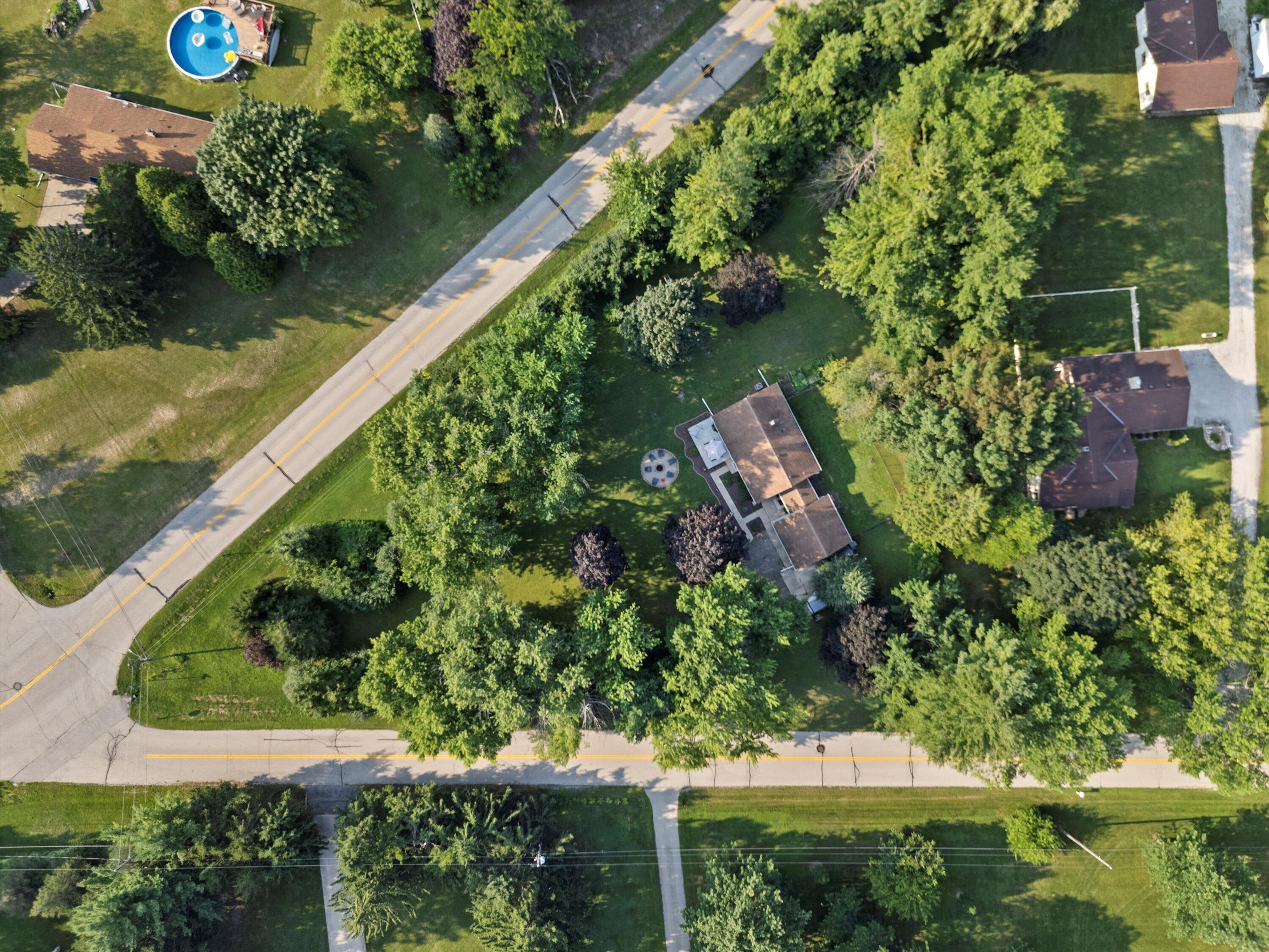 S82W13212 Acker Dr