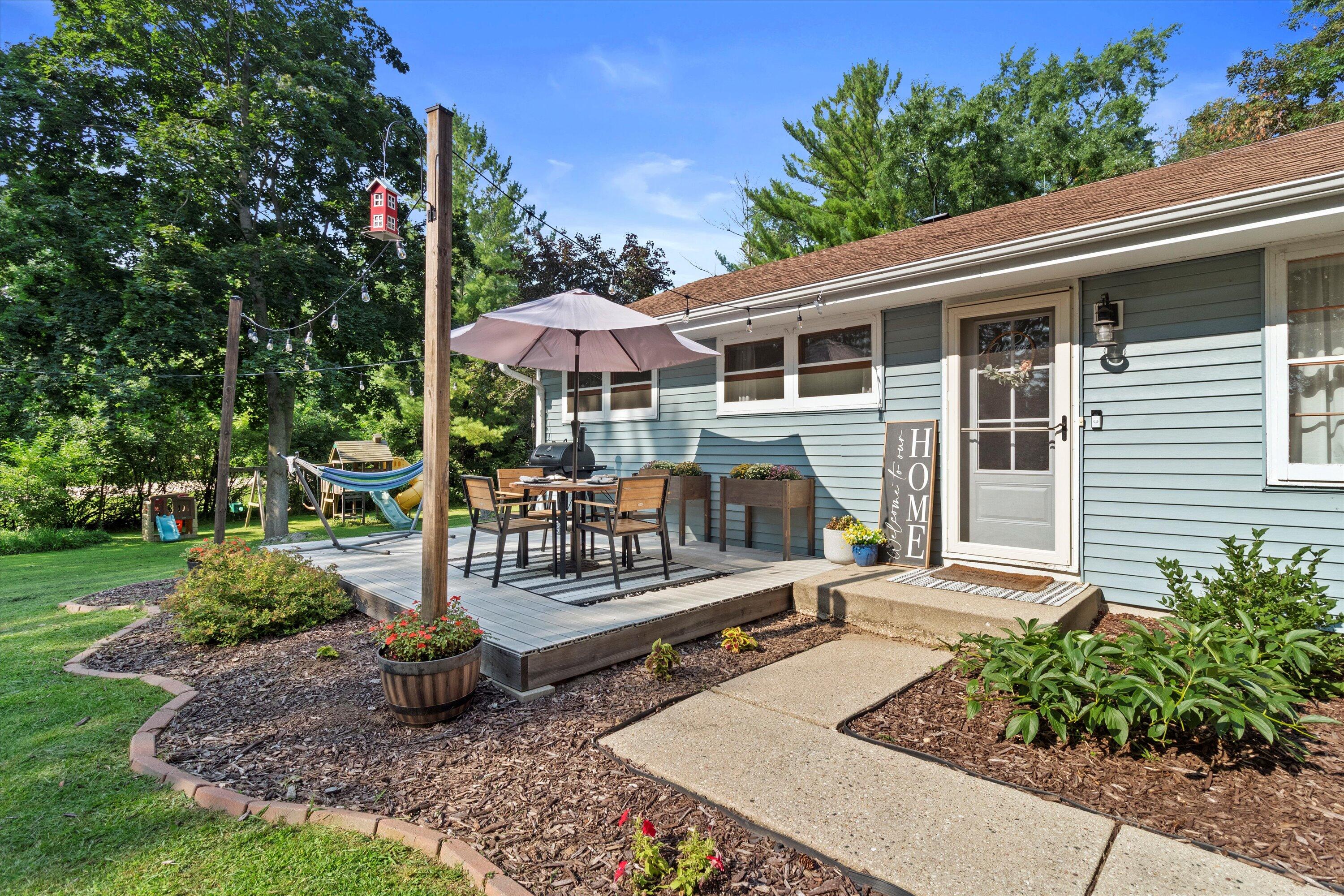 S82W13212 Acker Dr