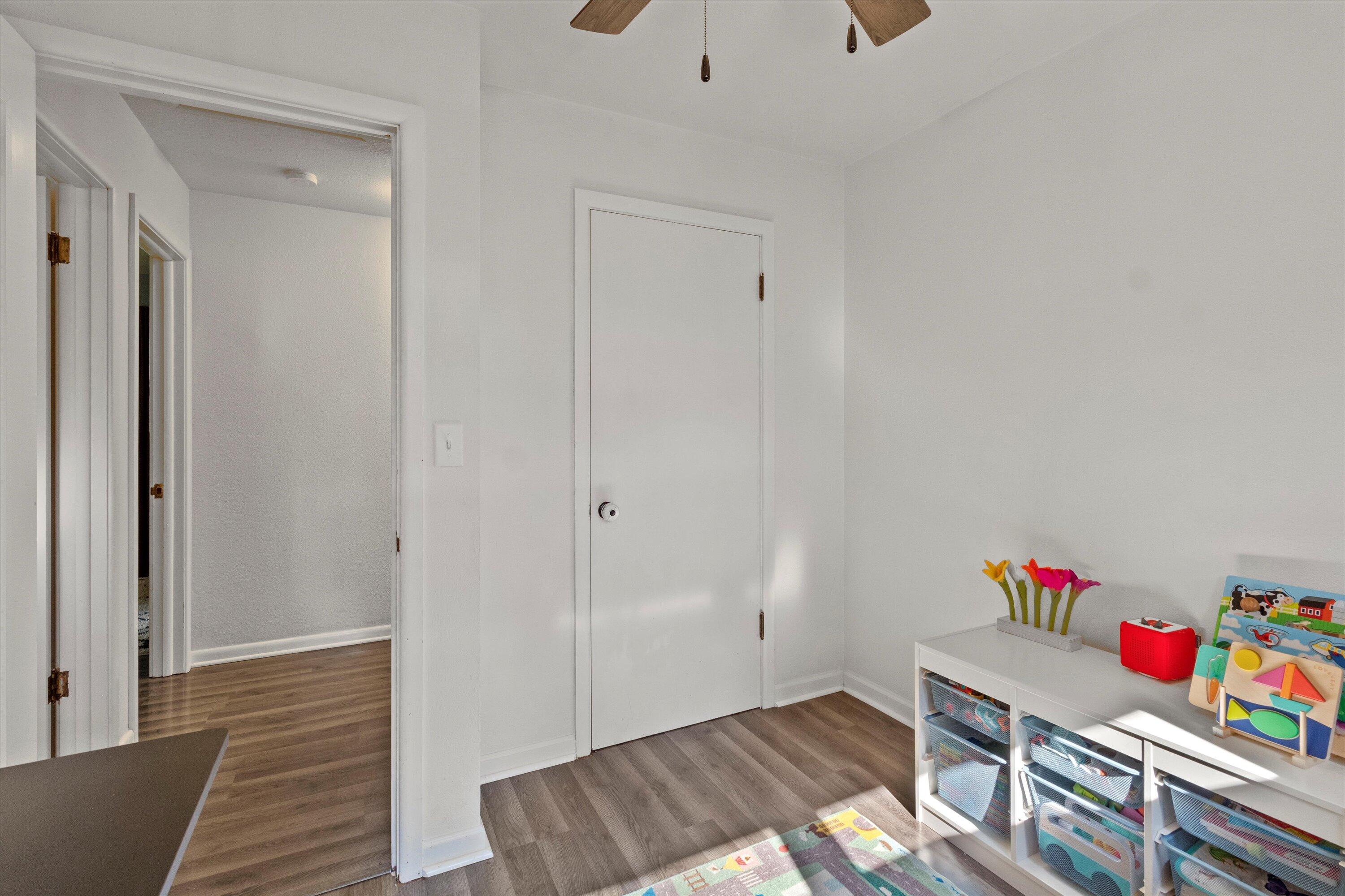 S82W13212 Acker Dr
