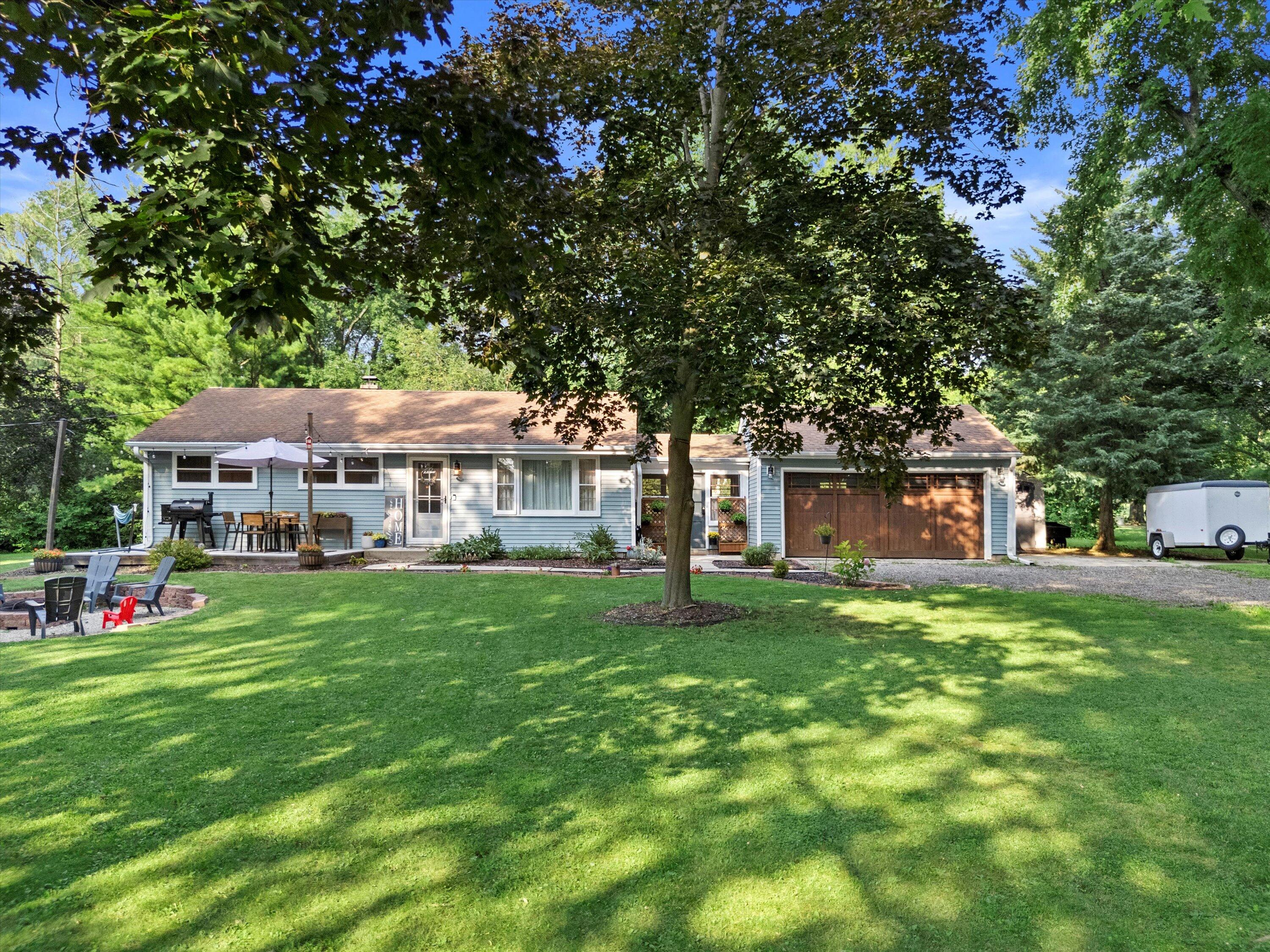S82W13212 Acker Dr