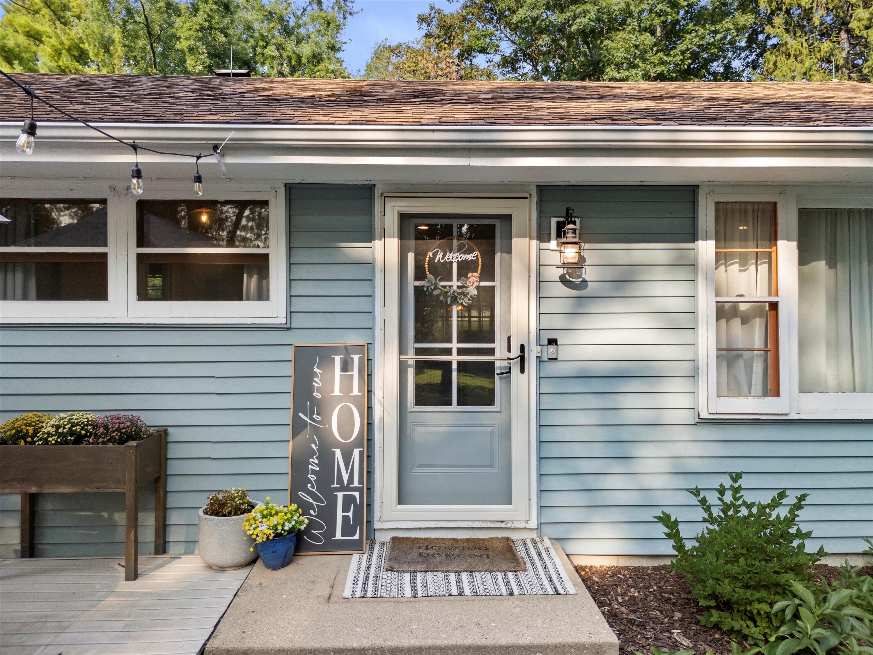 S82W13212 Acker Dr