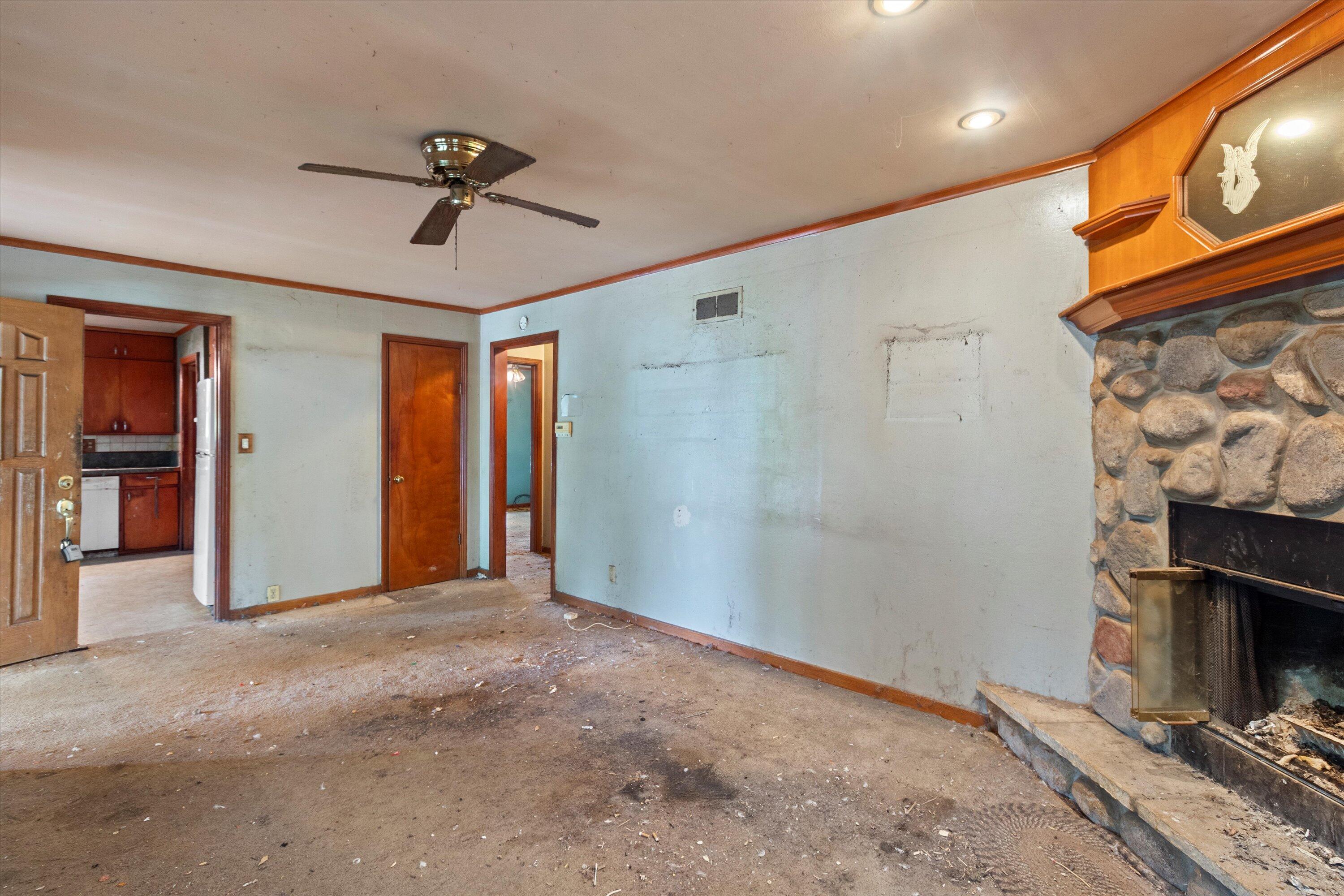 1028 Oakland Ave