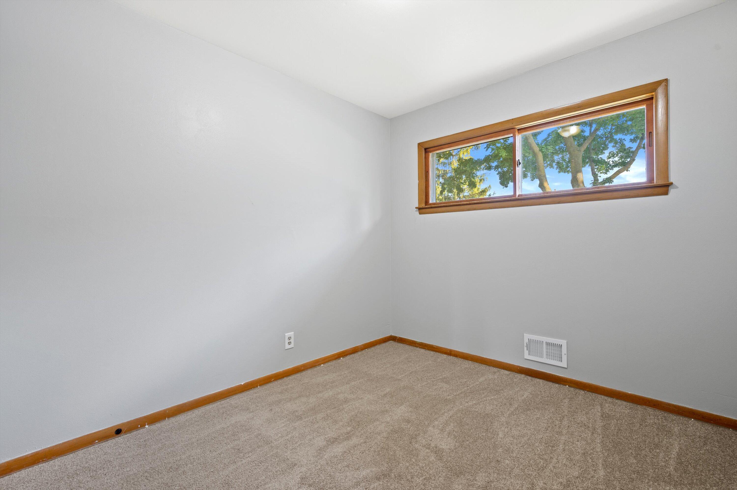 502 Gascoigne Dr