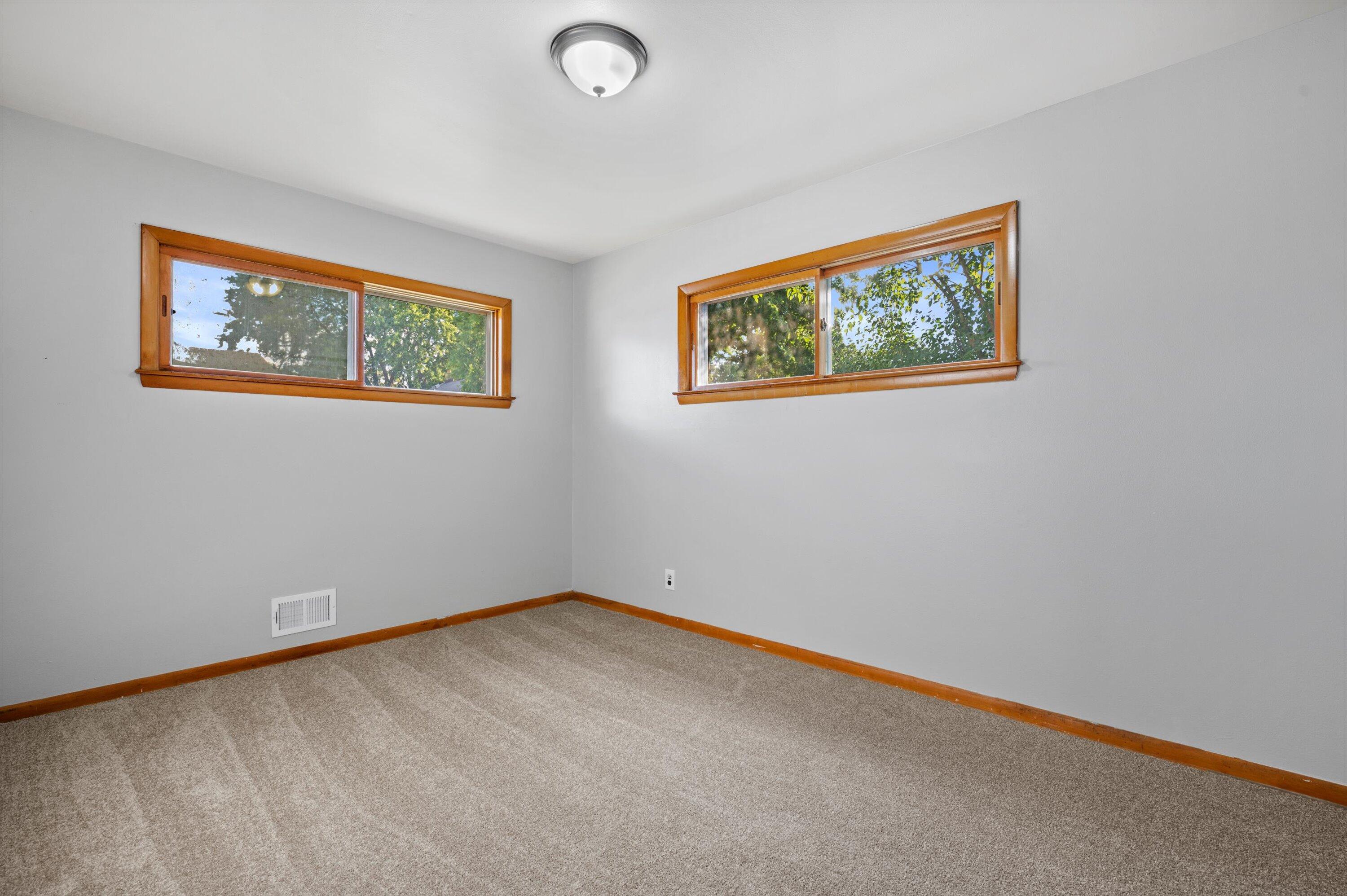 502 Gascoigne Dr