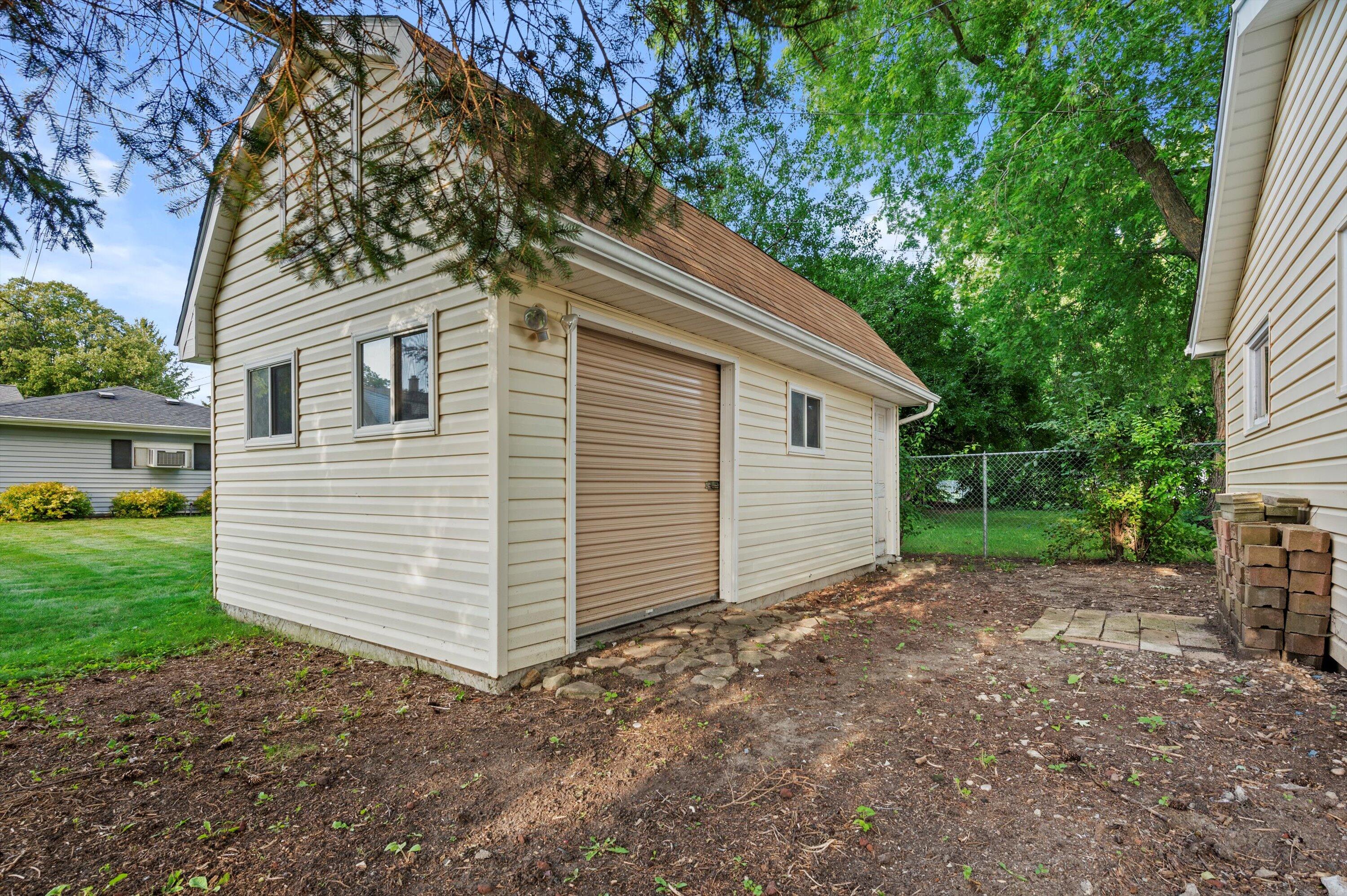 502 Gascoigne Dr