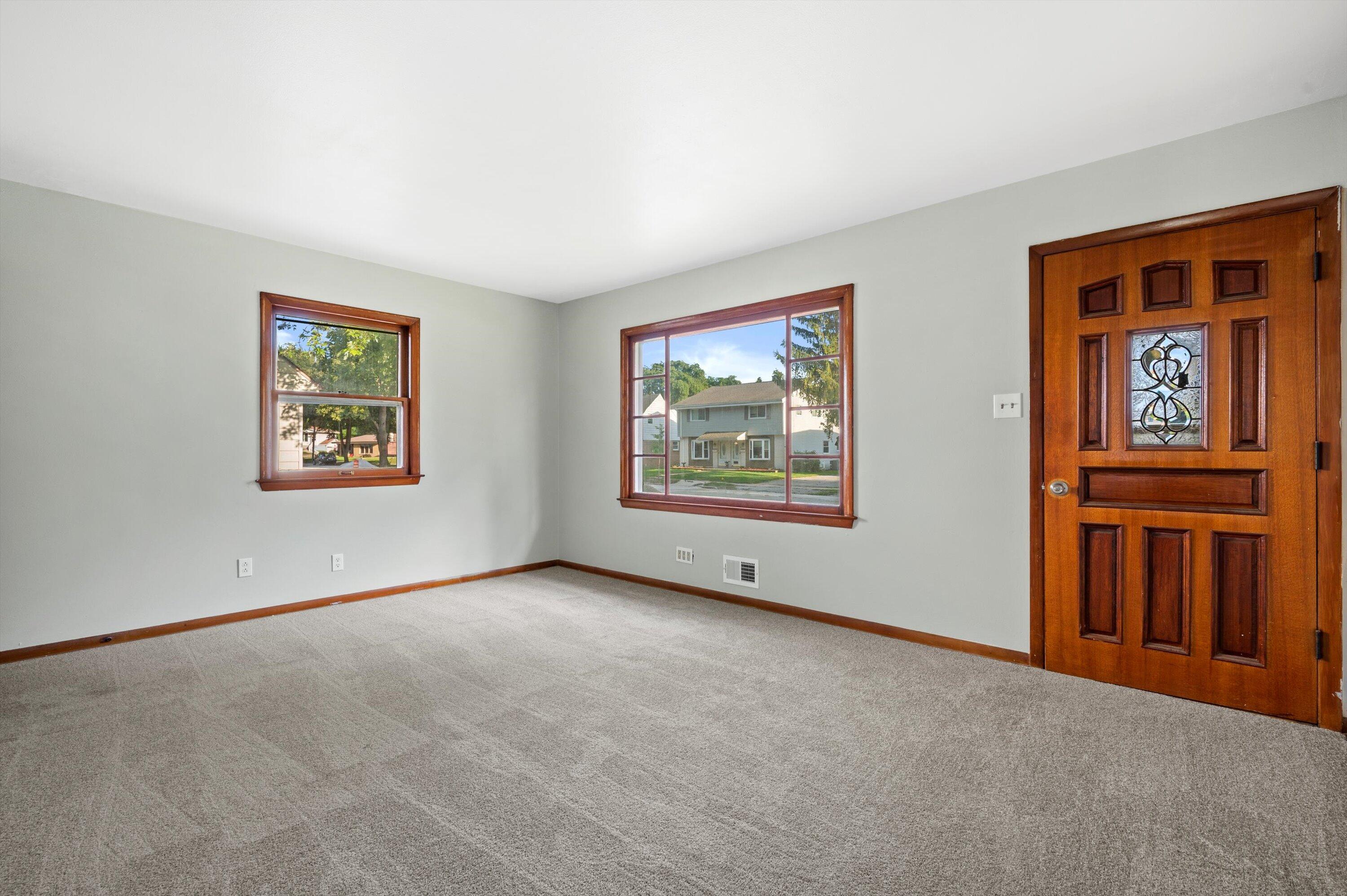 502 Gascoigne Dr