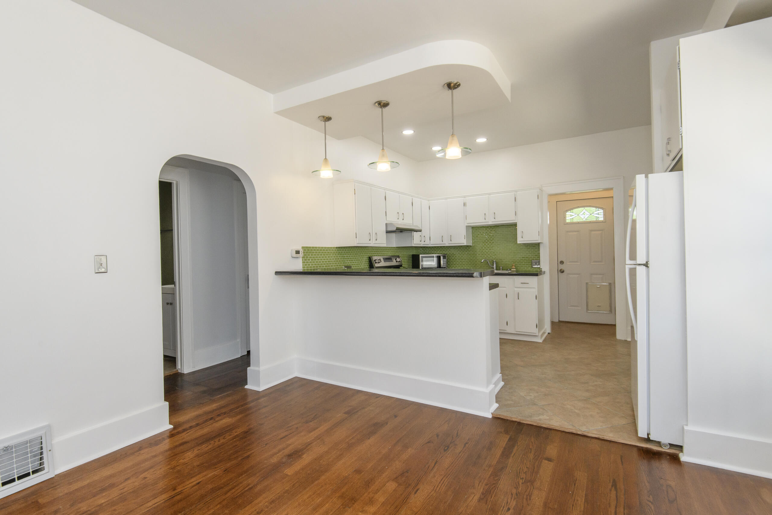 2108 Ashland Ave