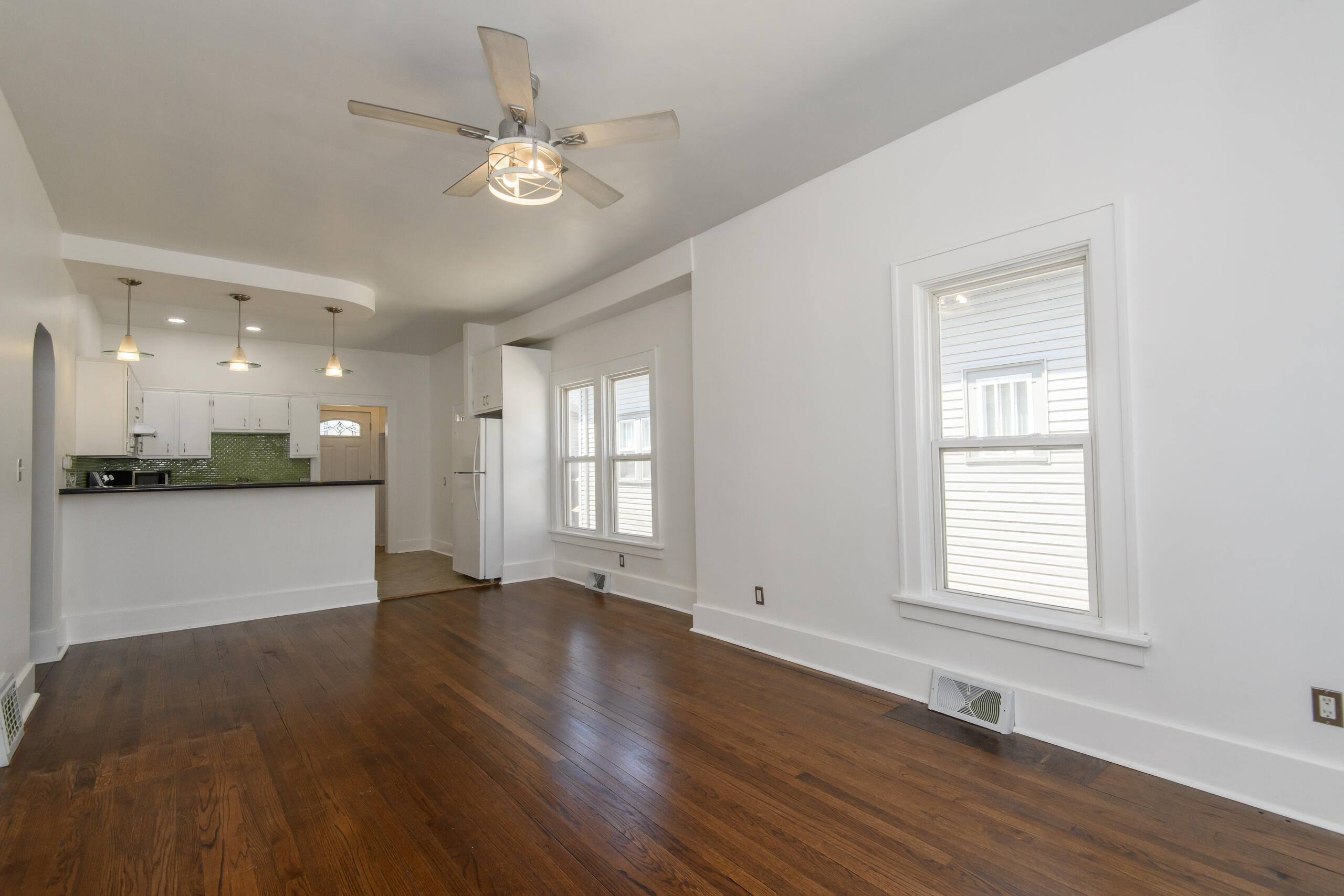 2108 Ashland Ave