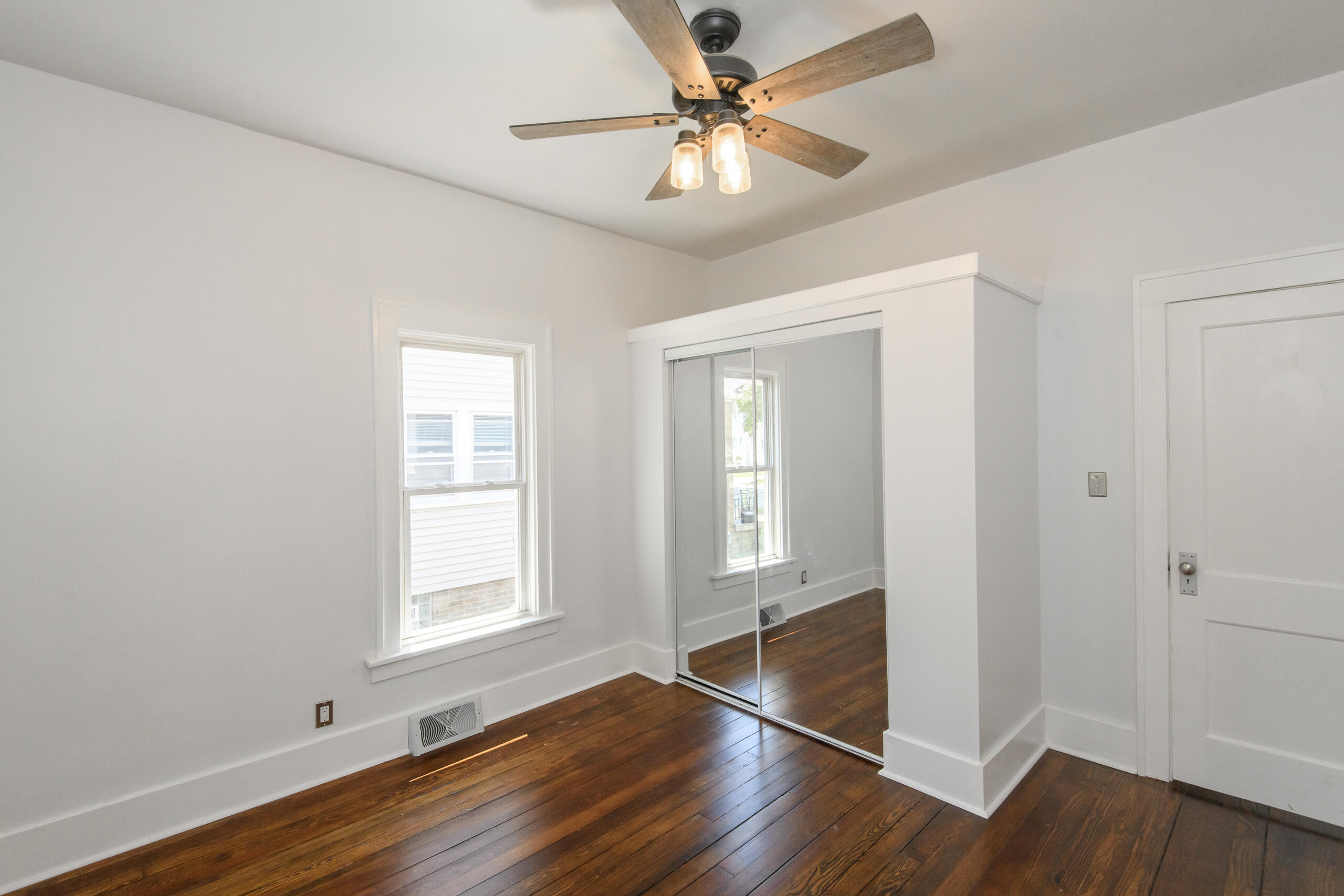 2108 Ashland Ave