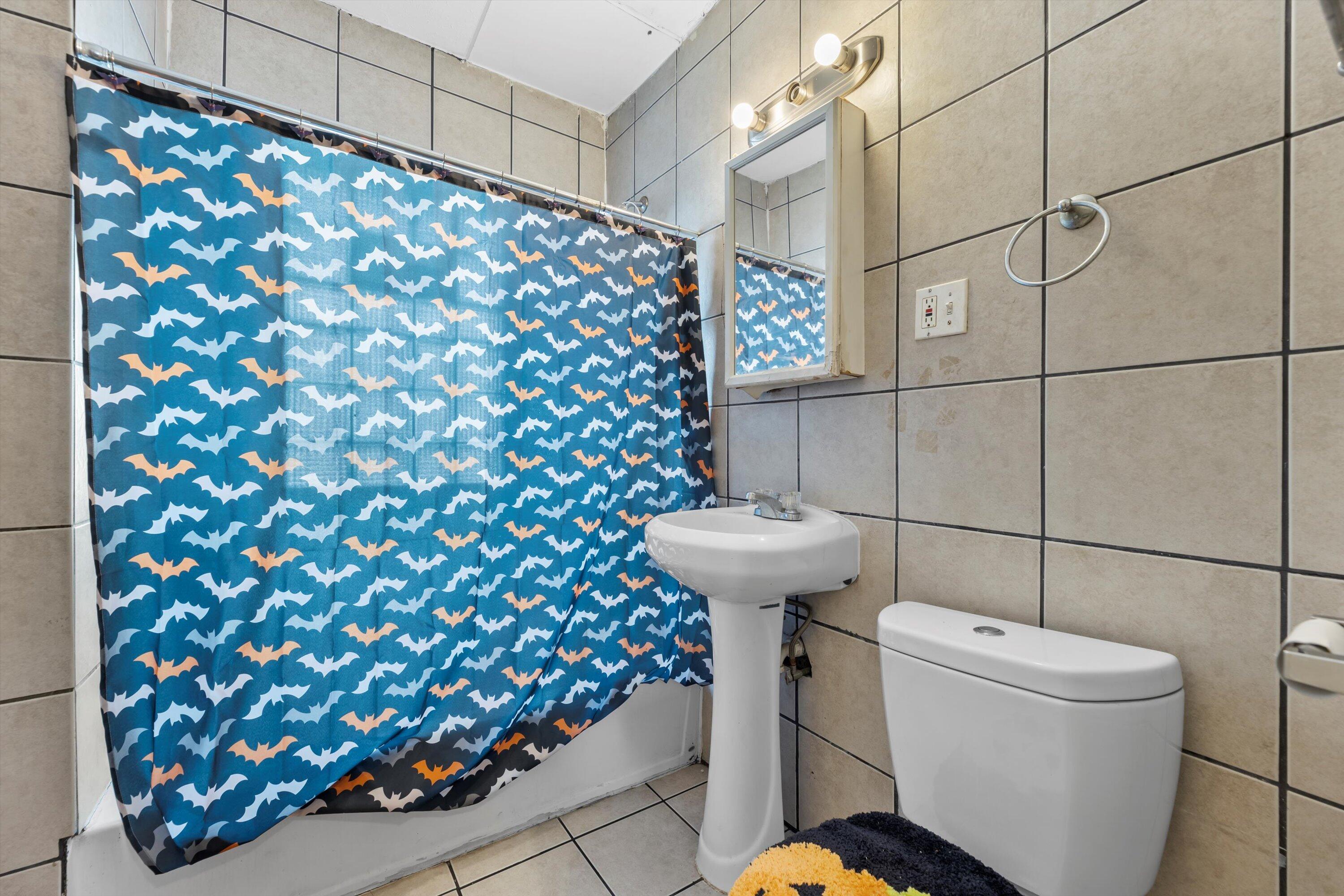 3600 N Vel R Phillips Ave Unit: 3602